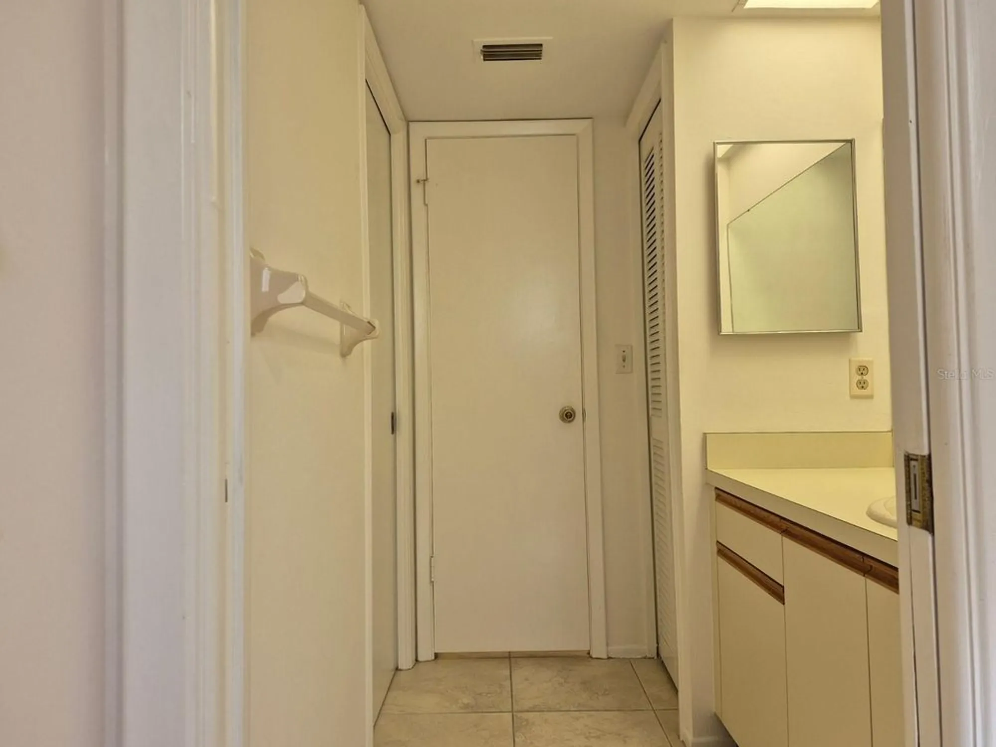 Property Slideshow image 27 of 31 | 1306 golfview dr # 1306, Tarpon Springs, FL, 34689