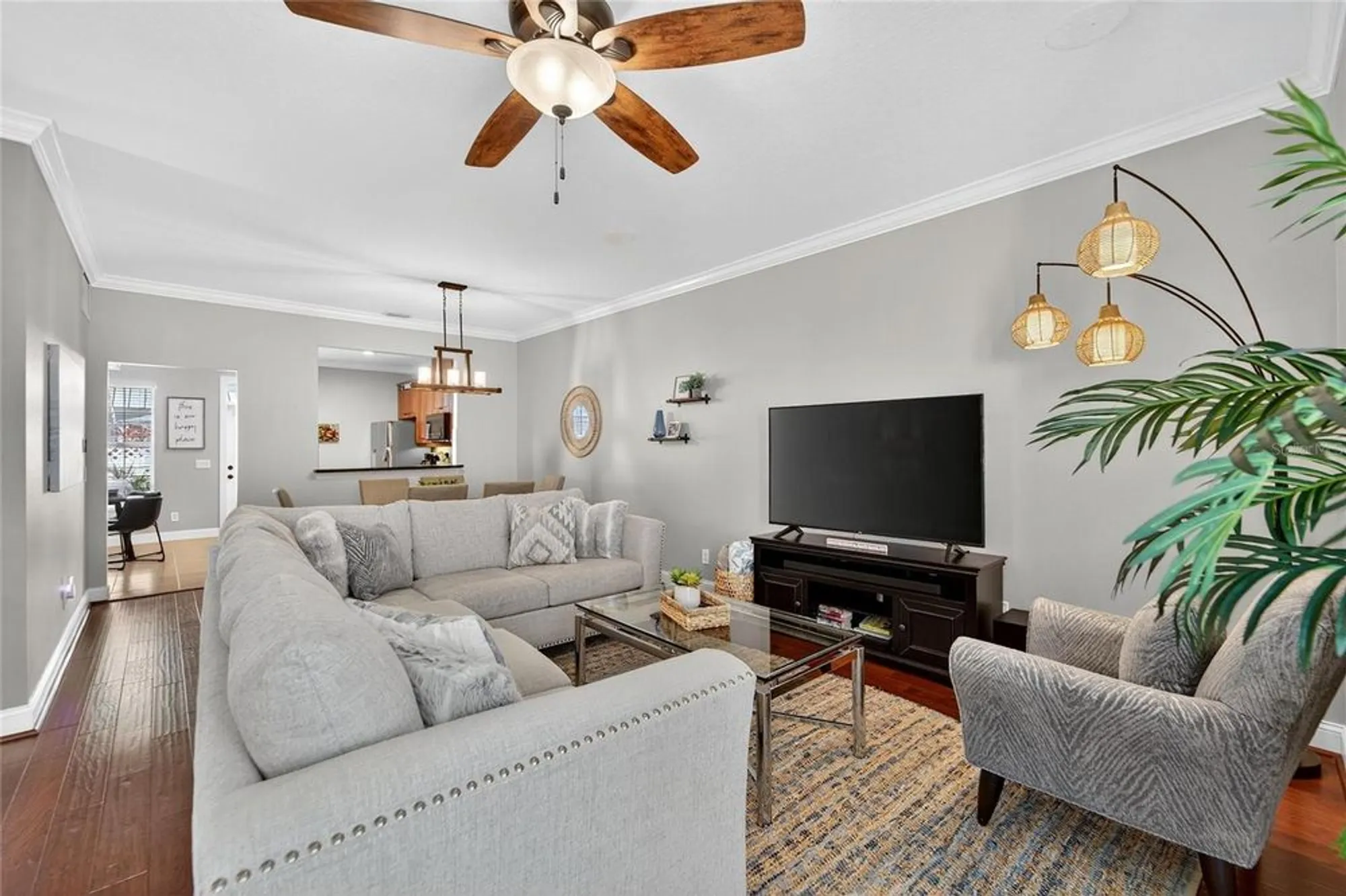 Property Slideshow image 17 of 90 | 114 aberdeen pond dr, Apollo Beach, FL, 33572