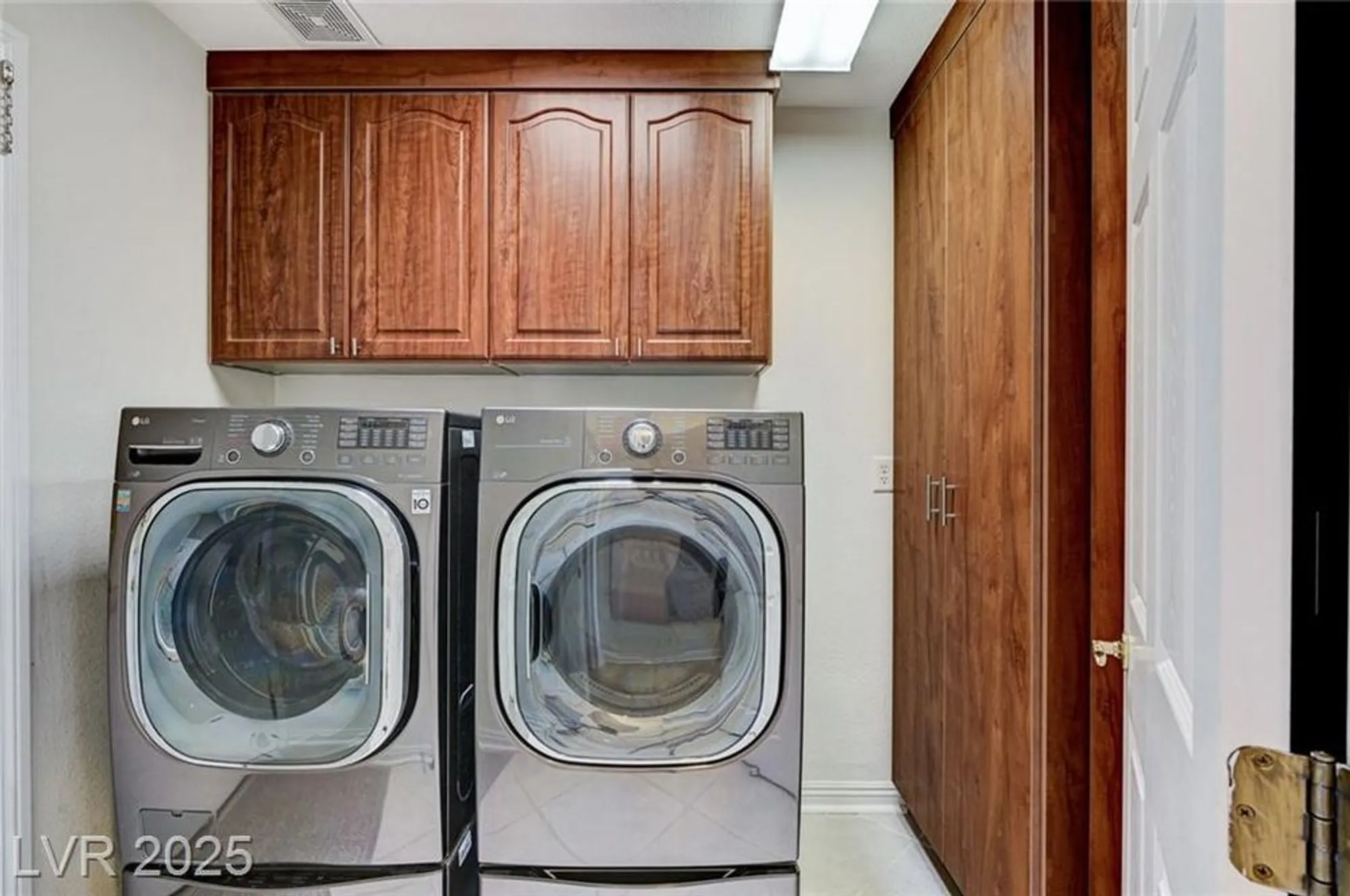 Property Slideshow image 30 of 64 | 10550 mandarino ave, Las Vegas, NV, 89135