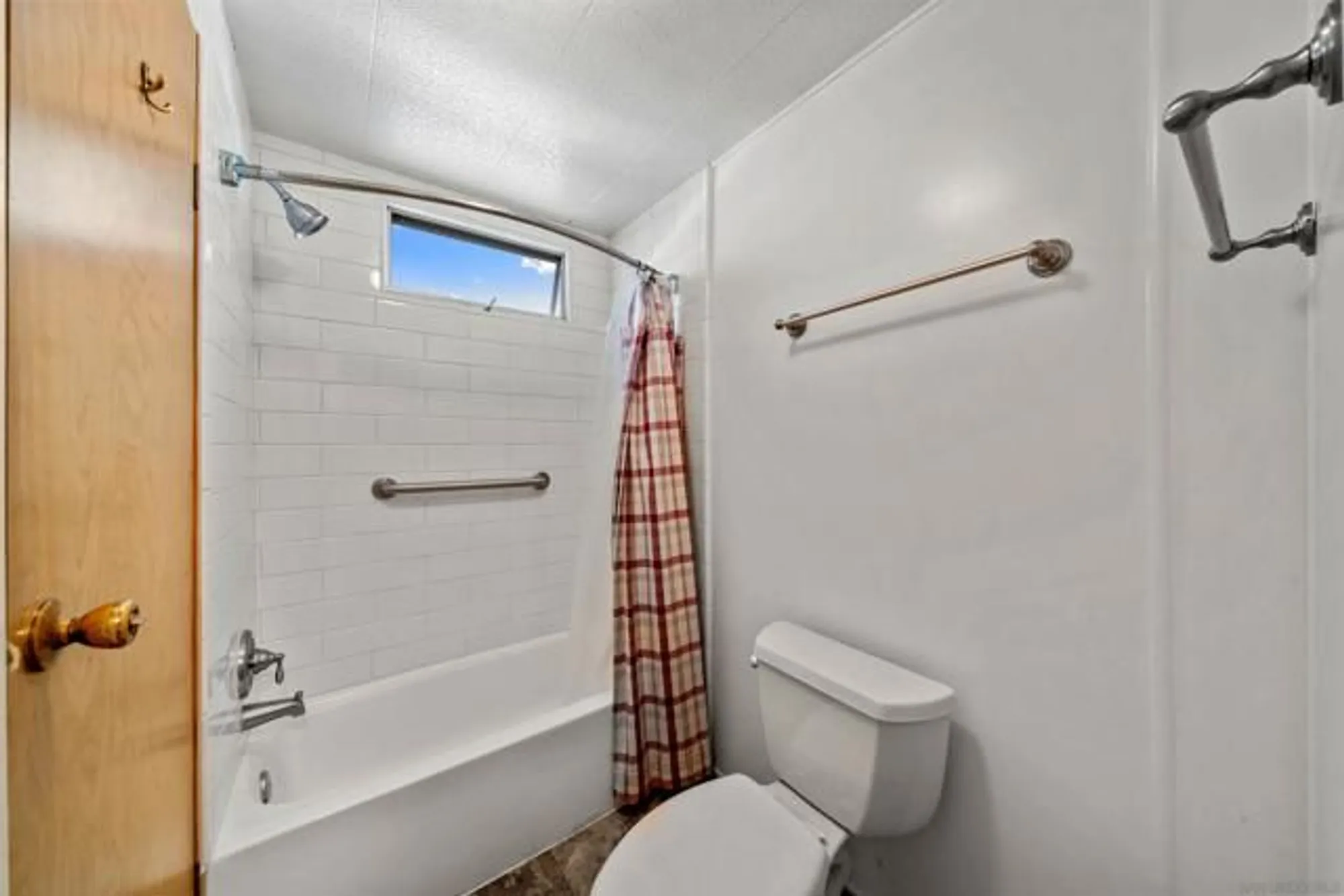 Property Slideshow image 17 of 29 | 444 n el camino real spc 42, Encinitas, CA, 92024