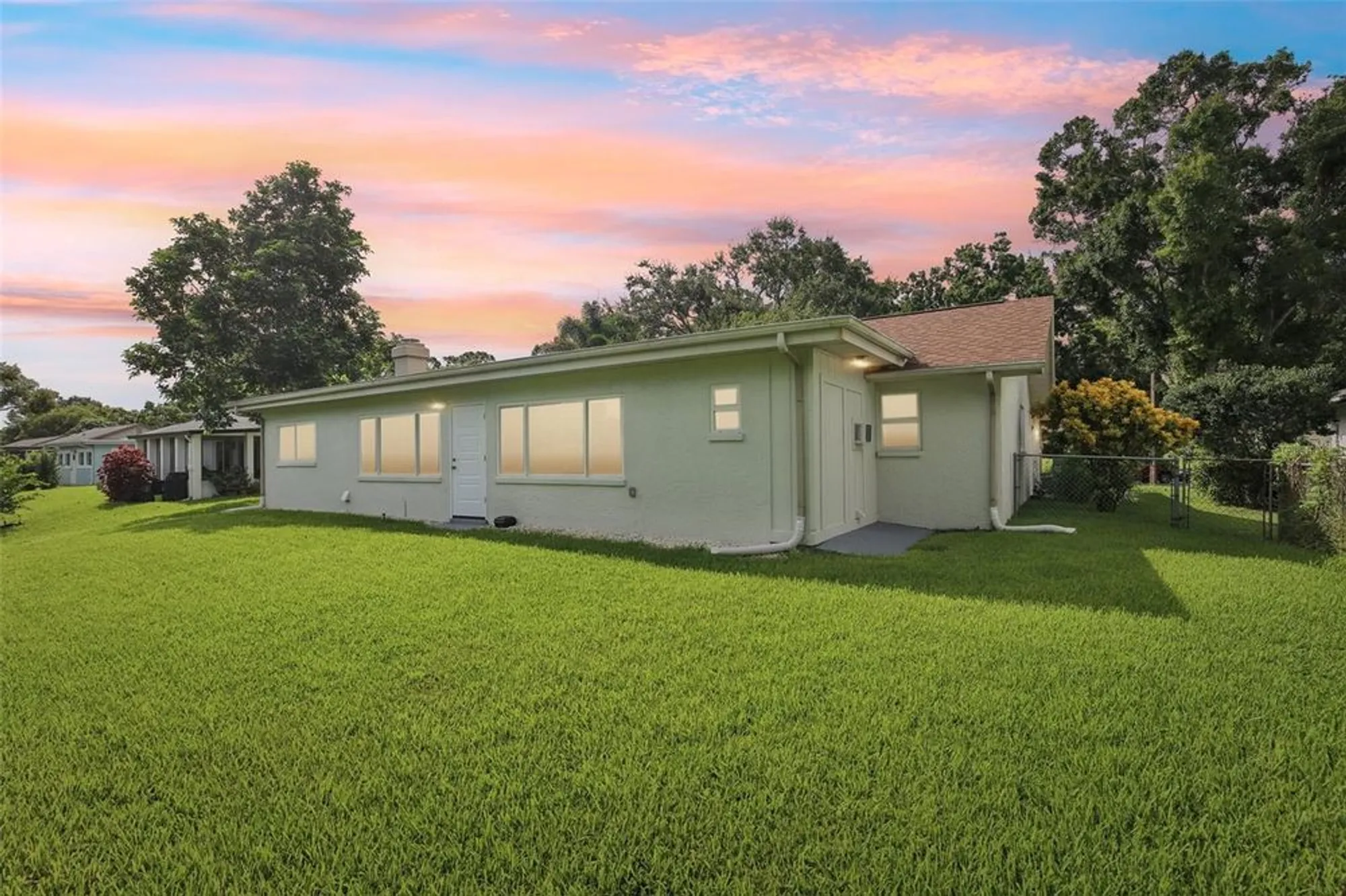 Property Slideshow image 63 of 78 | 2866 thistle ct, Palm Harbor, FL, 34684