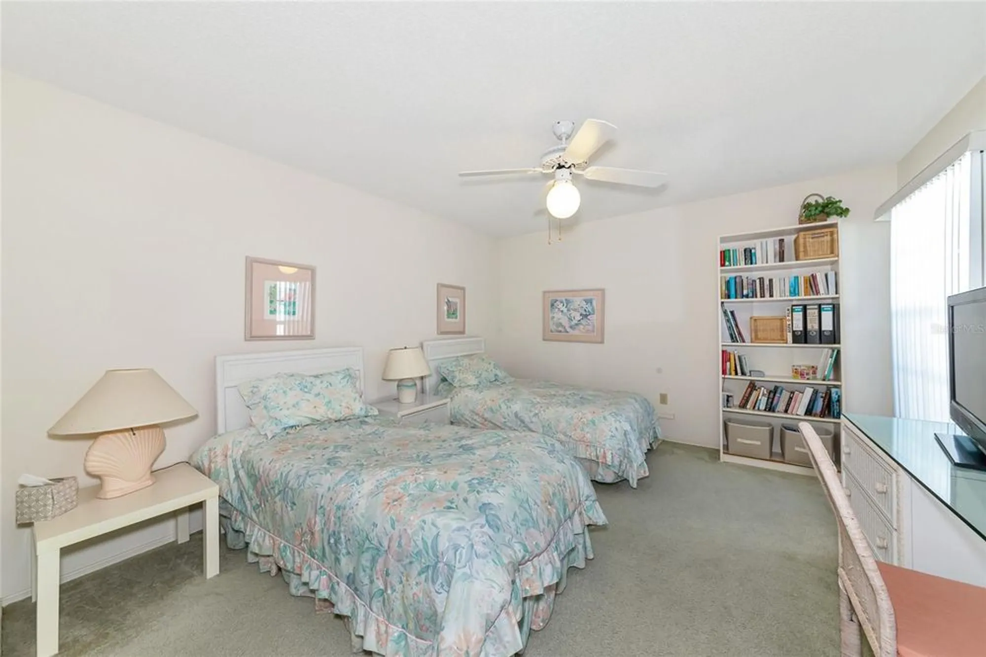 Property Slideshow image 22 of 62 | 1316 perico point cir, Bradenton, FL, 34209