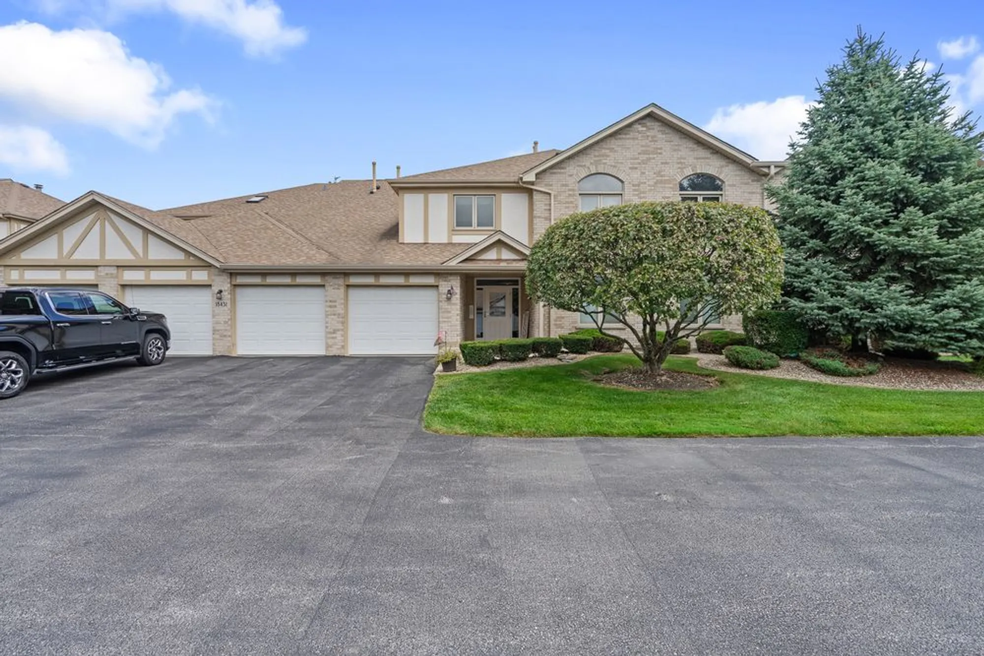 Property Slideshow image 33 of 33 | 18431 pine cone dr apt 1, Tinley Park, IL, 60477