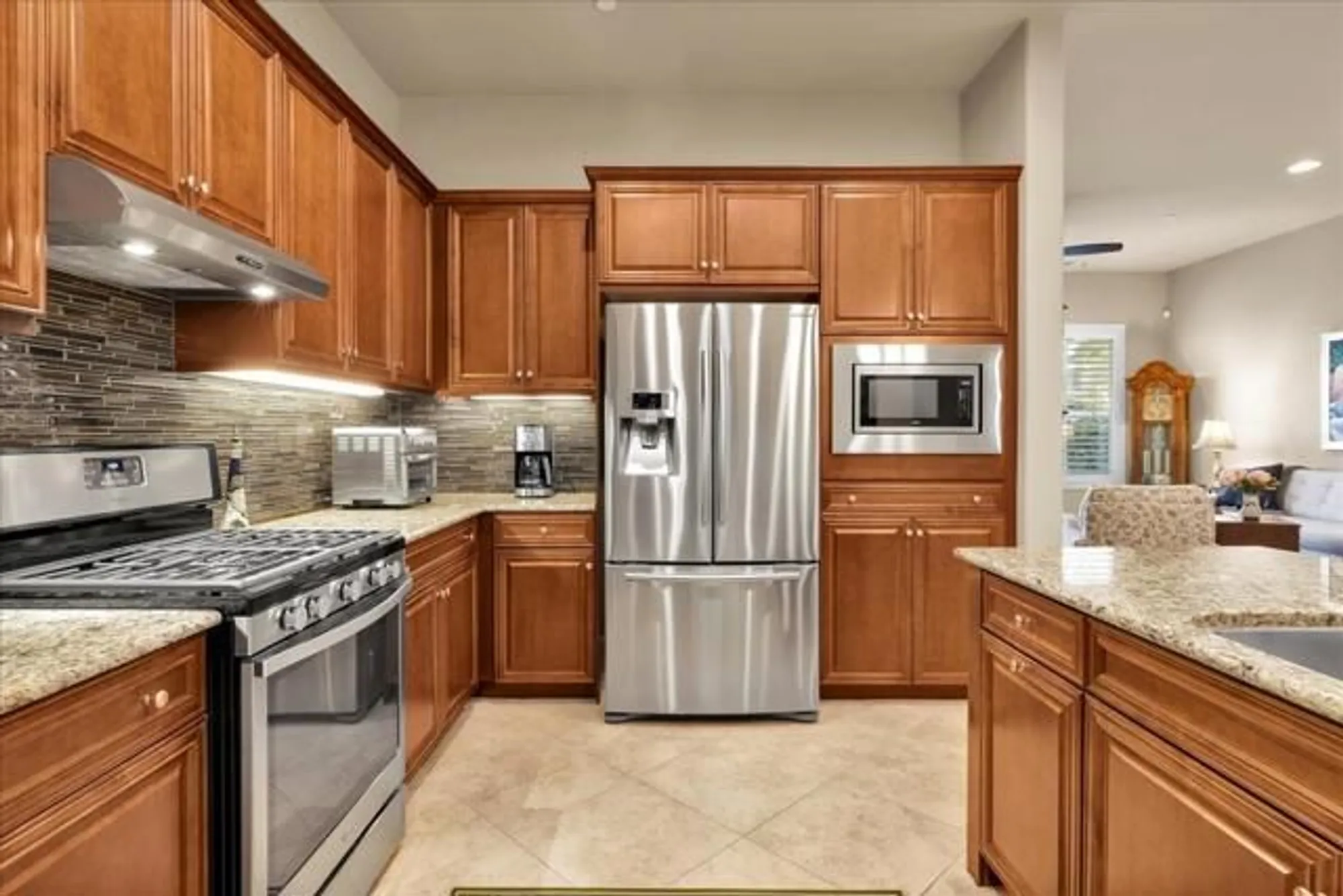 Property Slideshow image 13 of 64 | 39048 camino orquesta, Indio, CA, 92203