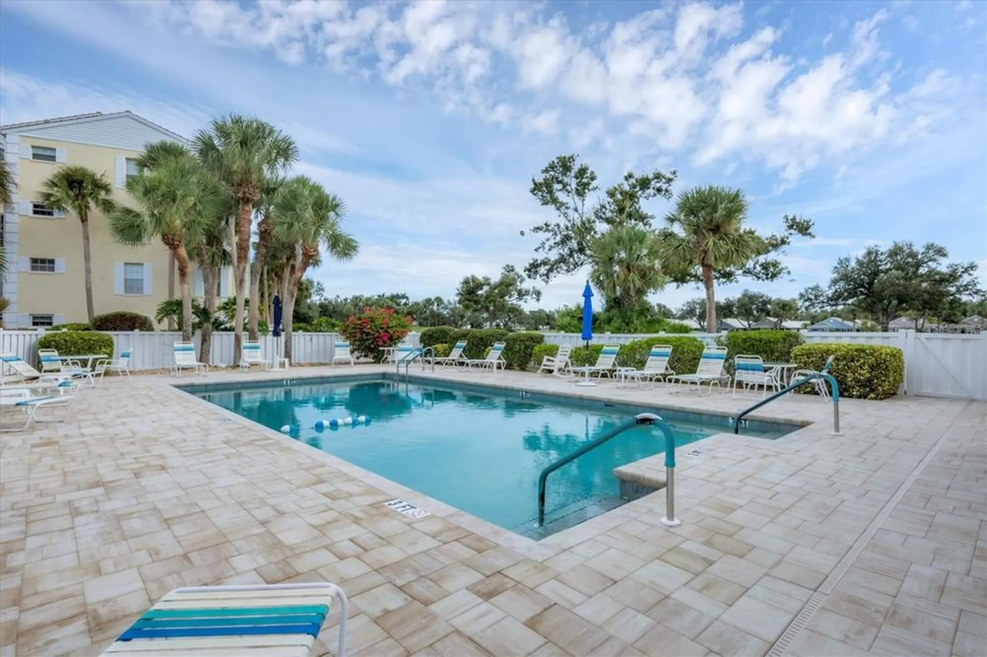 Property Slideshow image 41 of 56 | 823 wexford blvd # 823, Venice, FL, 34293