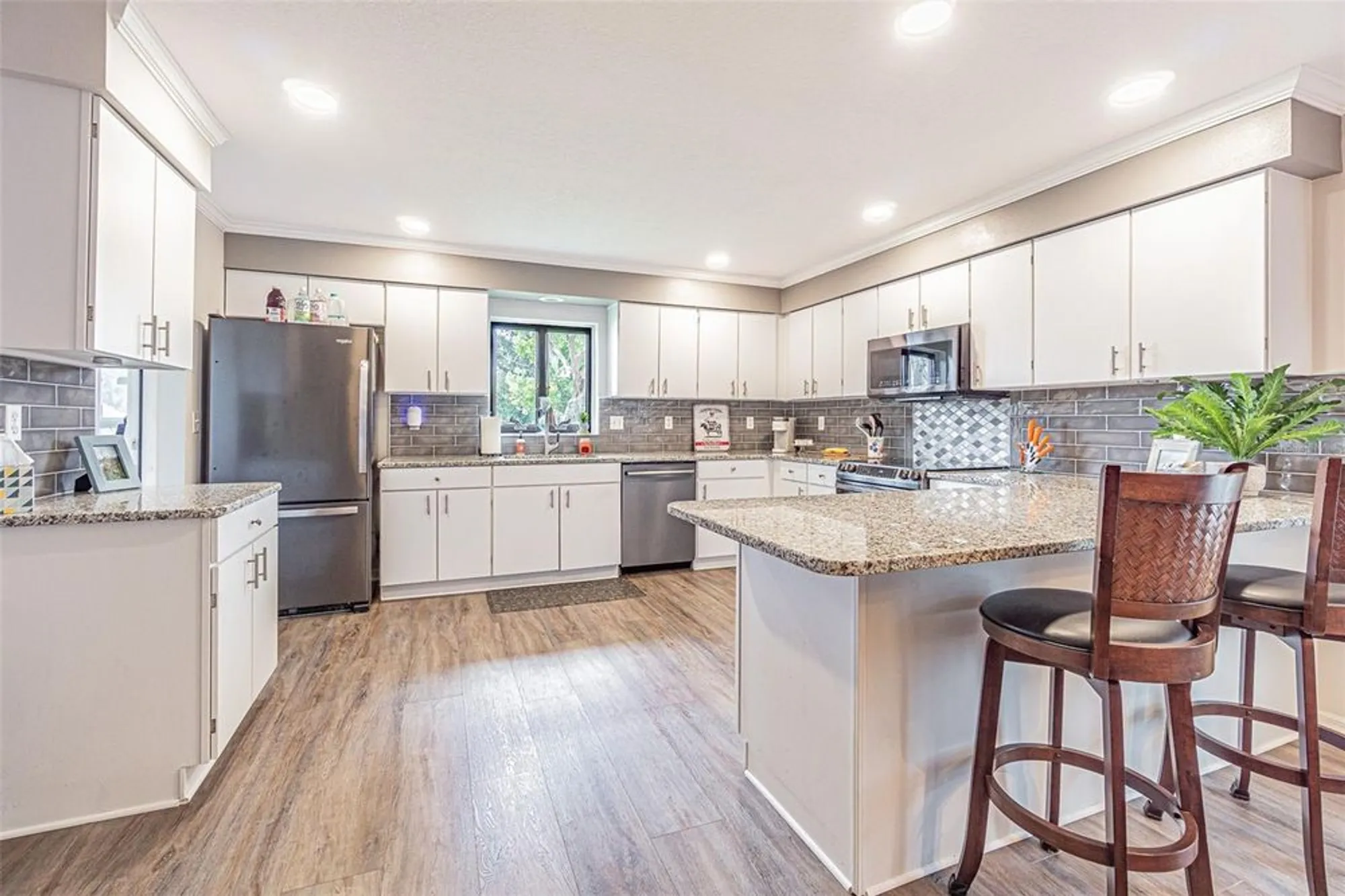 Property Slideshow image 8 of 100 | 10736 hock ln, San Antonio, FL, 33576