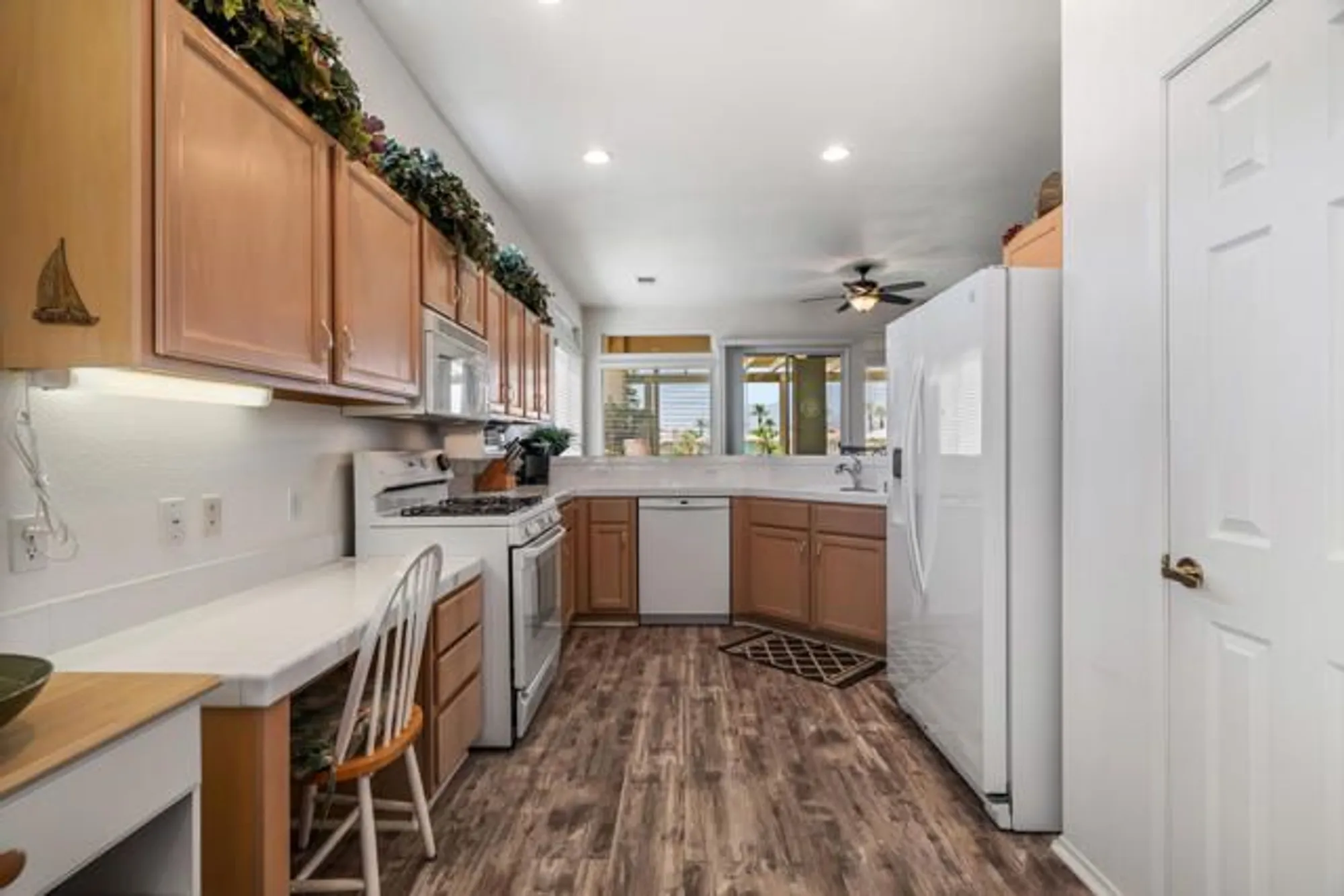 Property Slideshow image 22 of 57 | 44591 s heritage palms dr, Indio, CA, 92201