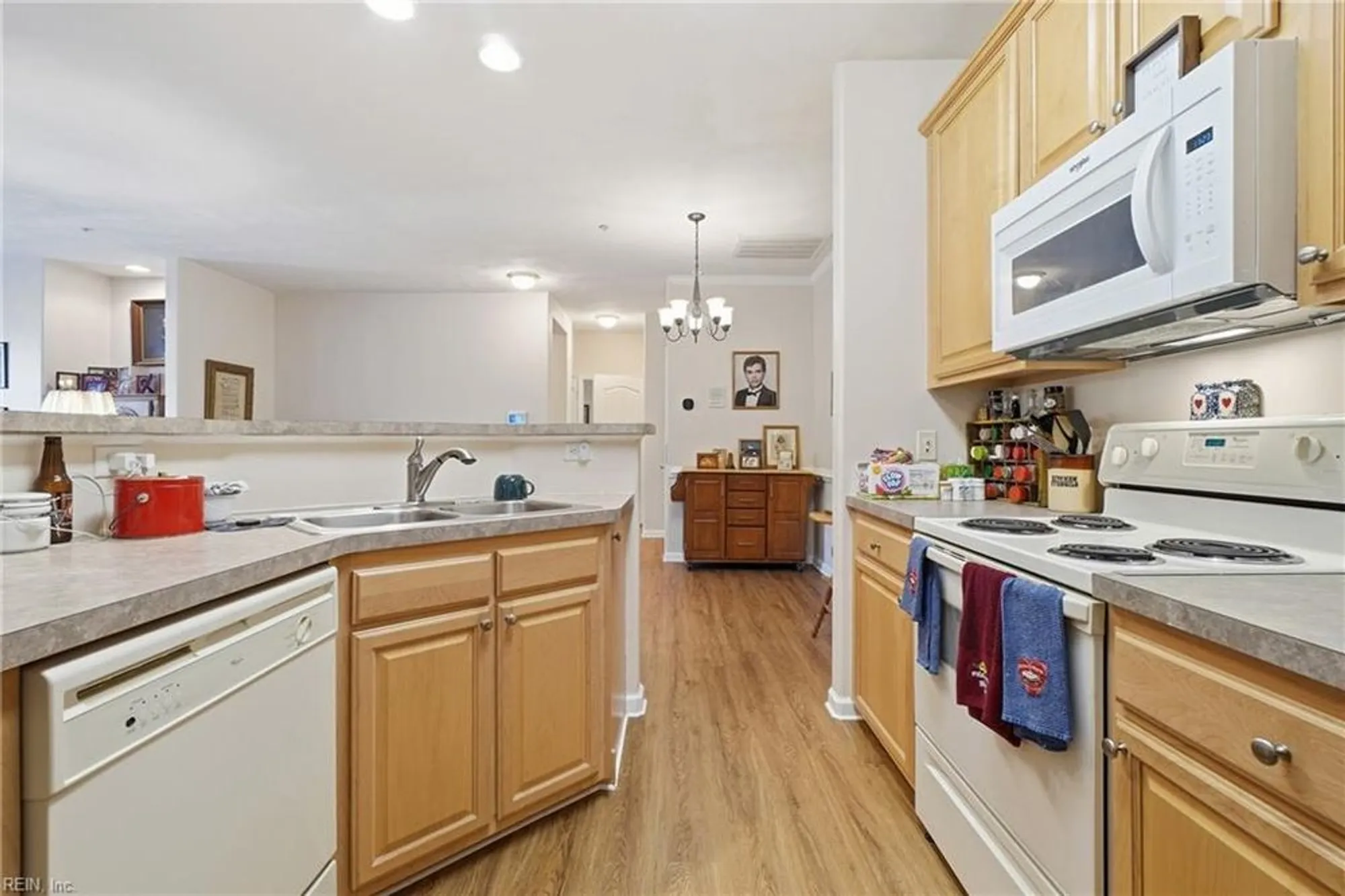 Property Slideshow image 14 of 34 | 2749 browning dr, Virginia Beach, VA, 23456
