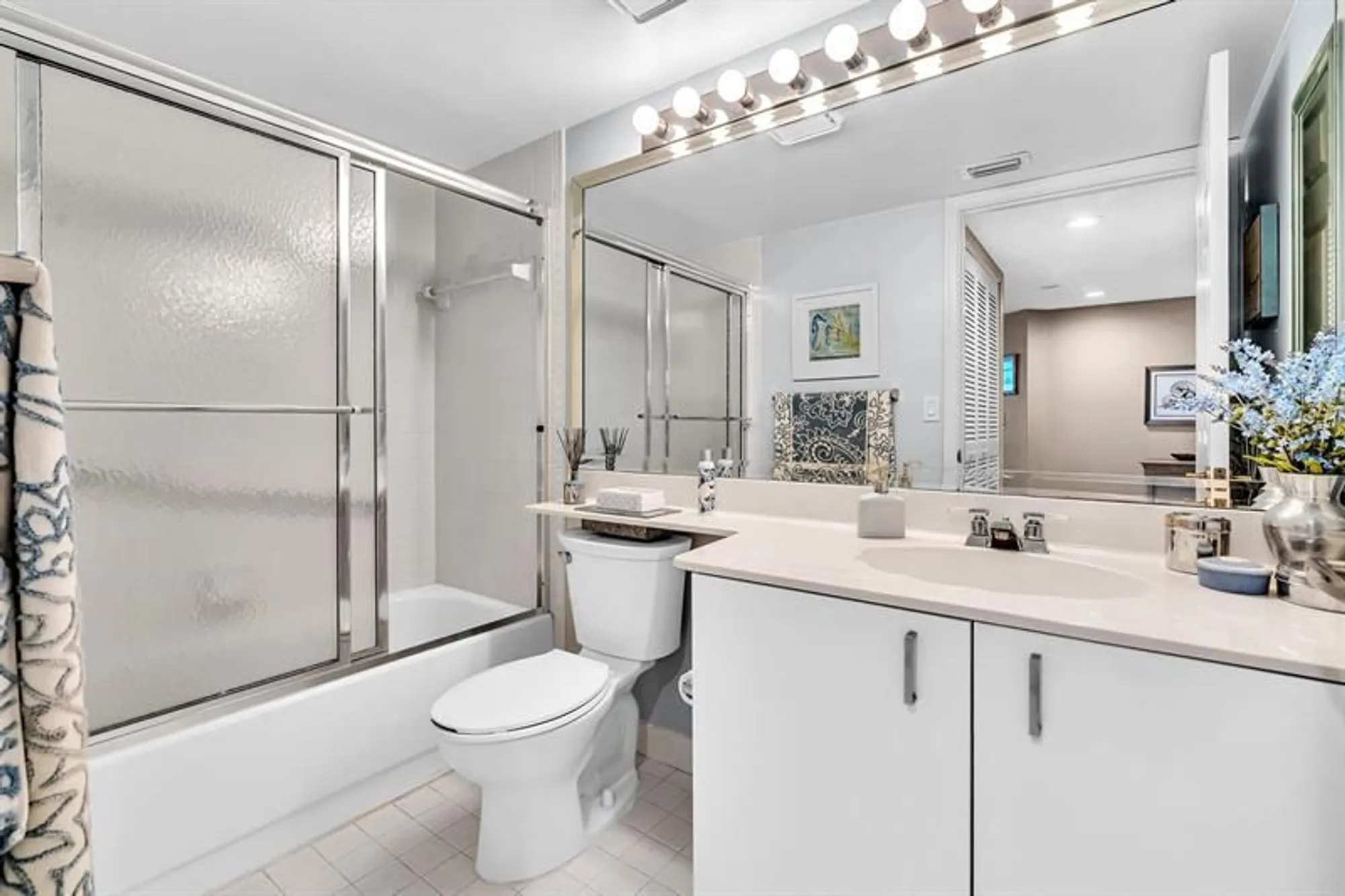 Property Slideshow image 30 of 71 | 7512 n devon dr 210, Tamarac, FL, 33321