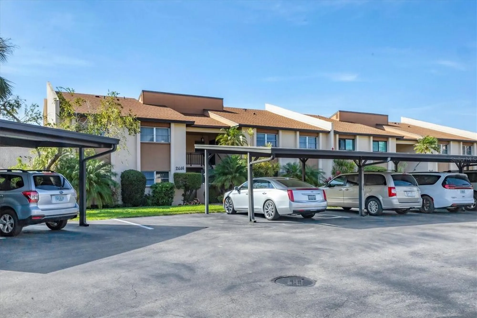 Property Slideshow image 34 of 64 | 2446 clubhouse cir unit 202, Sarasota, FL, 34232