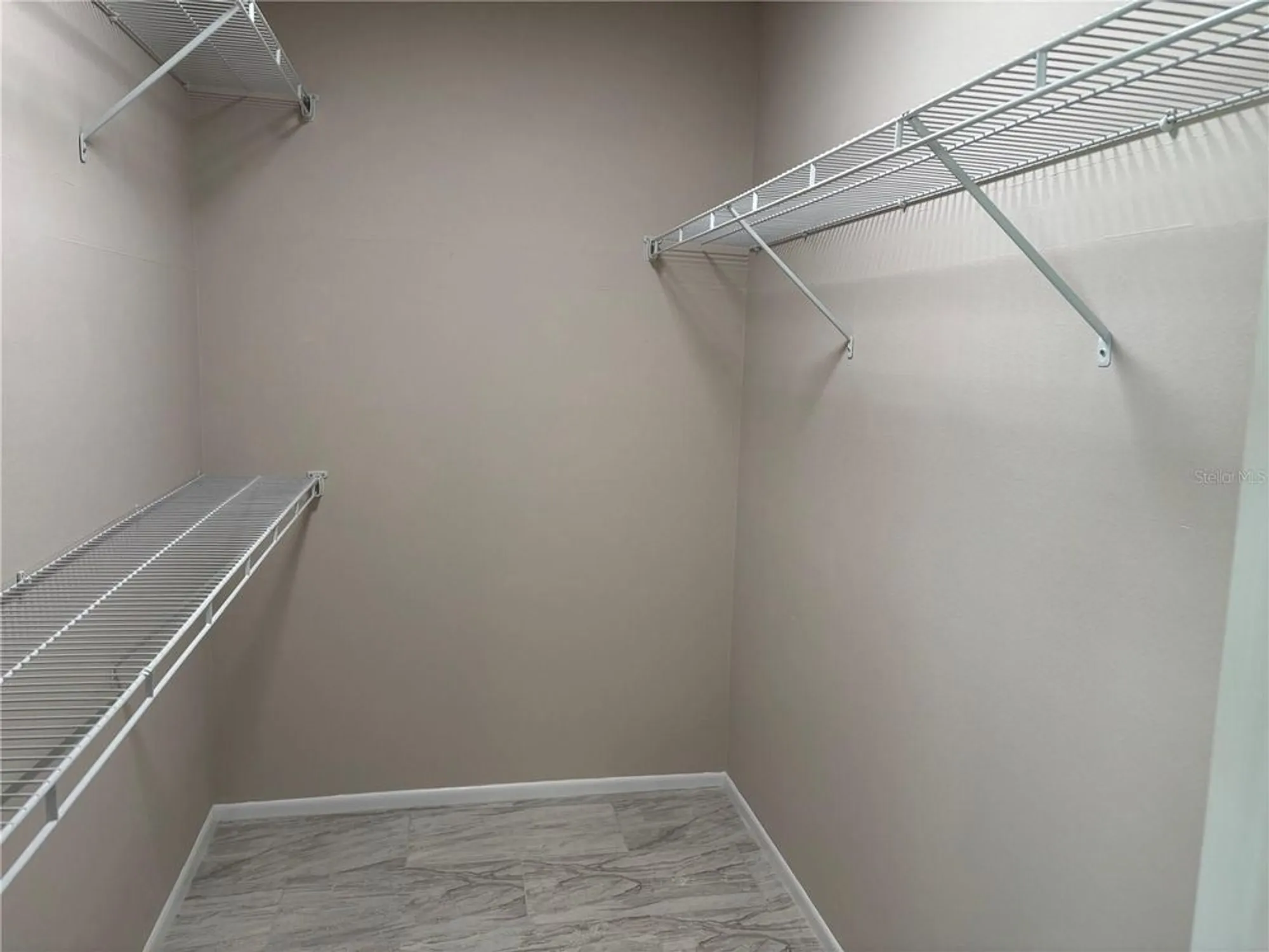 Property Slideshow image 15 of 21 | 3703 39th st w # 11, Bradenton, FL, 34205