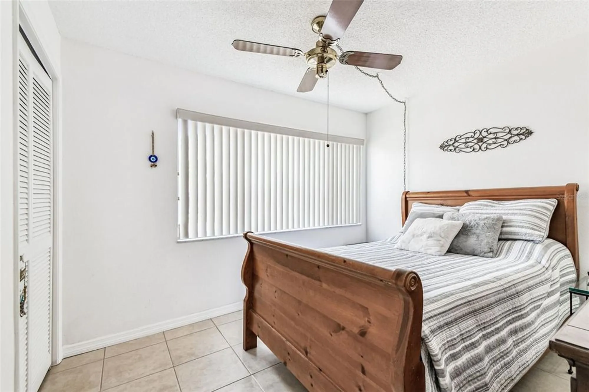 Property Slideshow image 23 of 41 | 4423 pelorus dr b, New Port Richey, FL, 34652