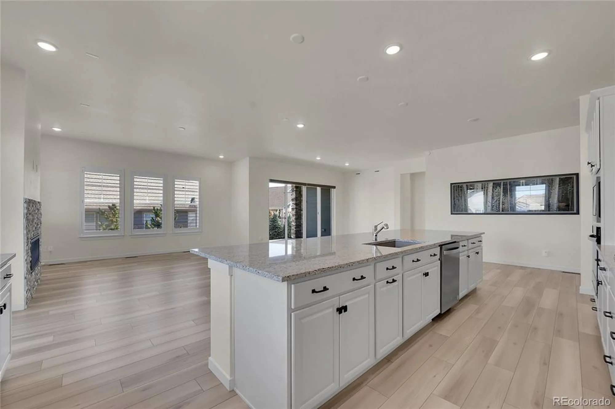 Property Slideshow image 14 of 44 | 8538 s quatar st, Aurora, CO, 80016