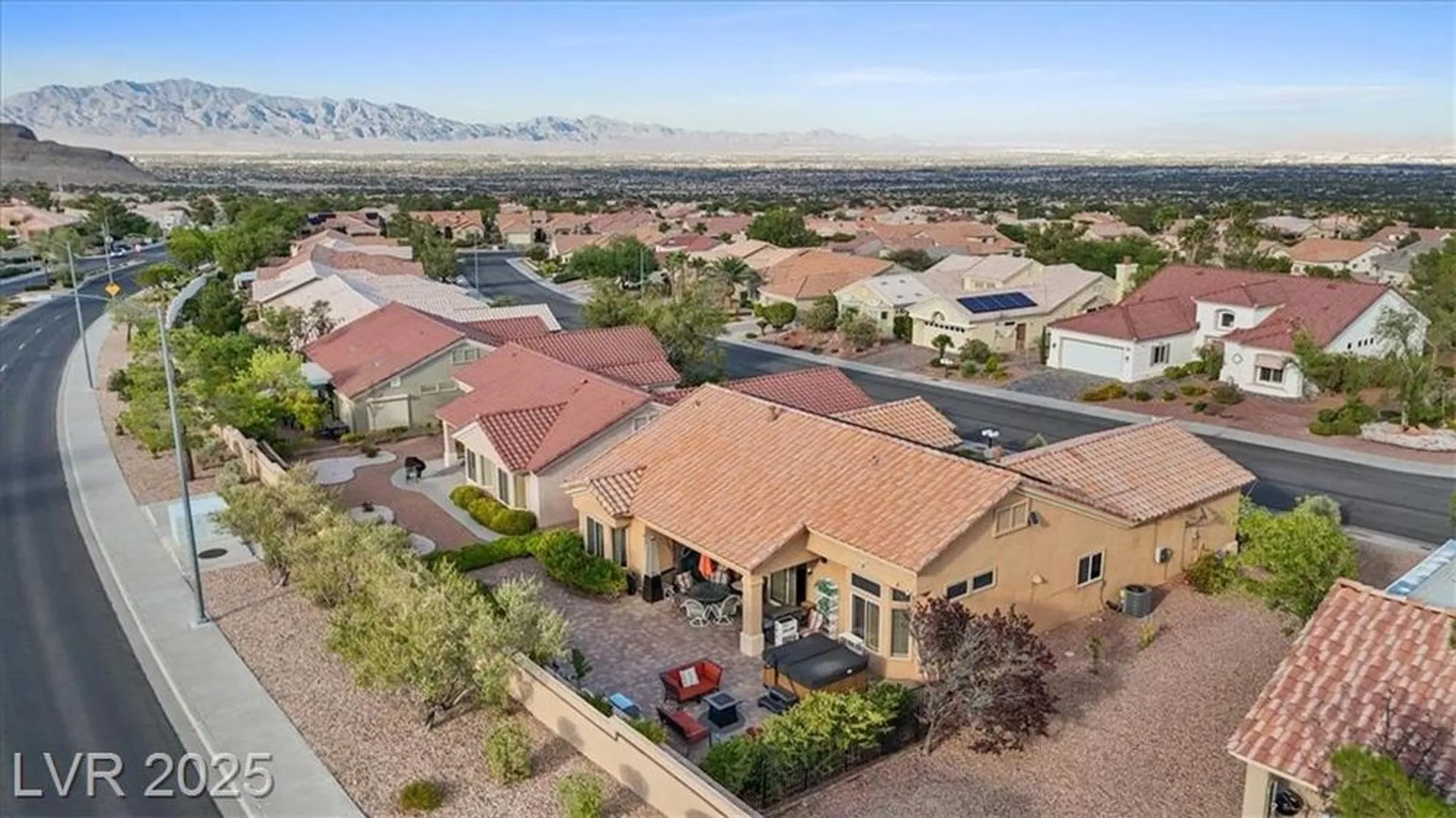 Property Slideshow image 34 of 37 | 2525 banora point dr, Las Vegas, NV, 89134