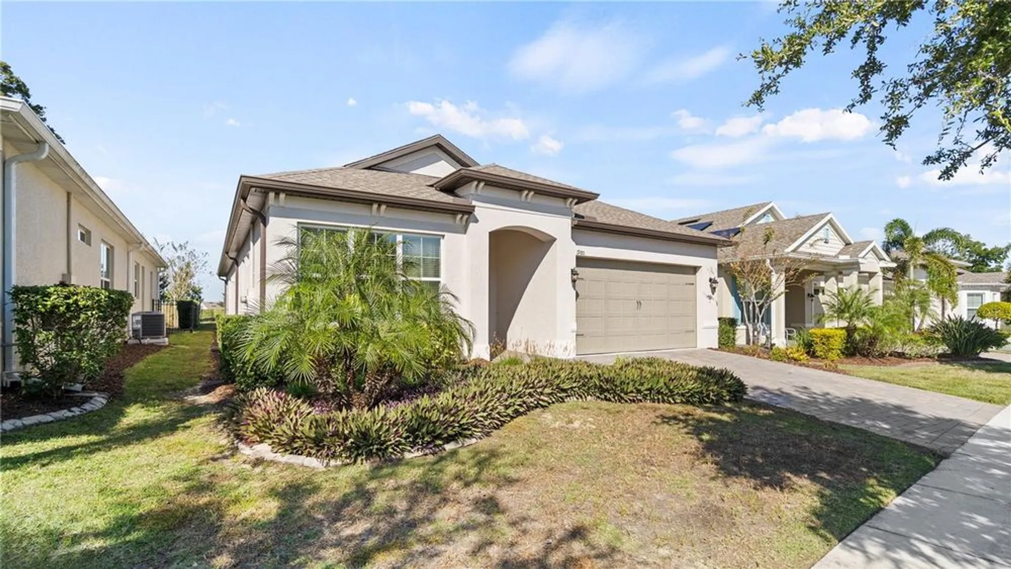 Property Slideshow image 3 of 84 | 1980 flora pass pl, Kissimmee, FL, 34747