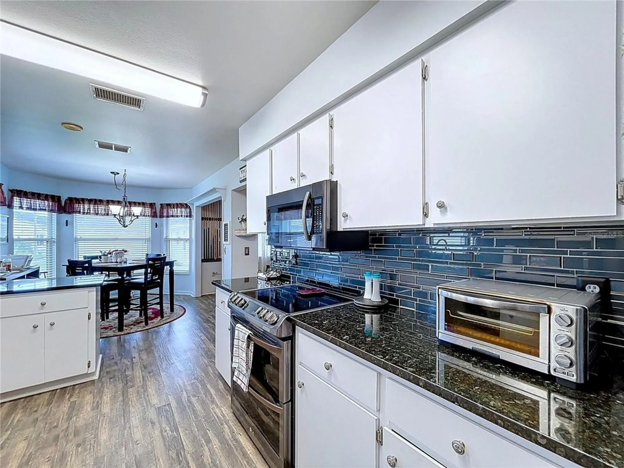 Property Slideshow image 17 of 41 | 2137 grand cypress dr, Lakeland, FL, 33810