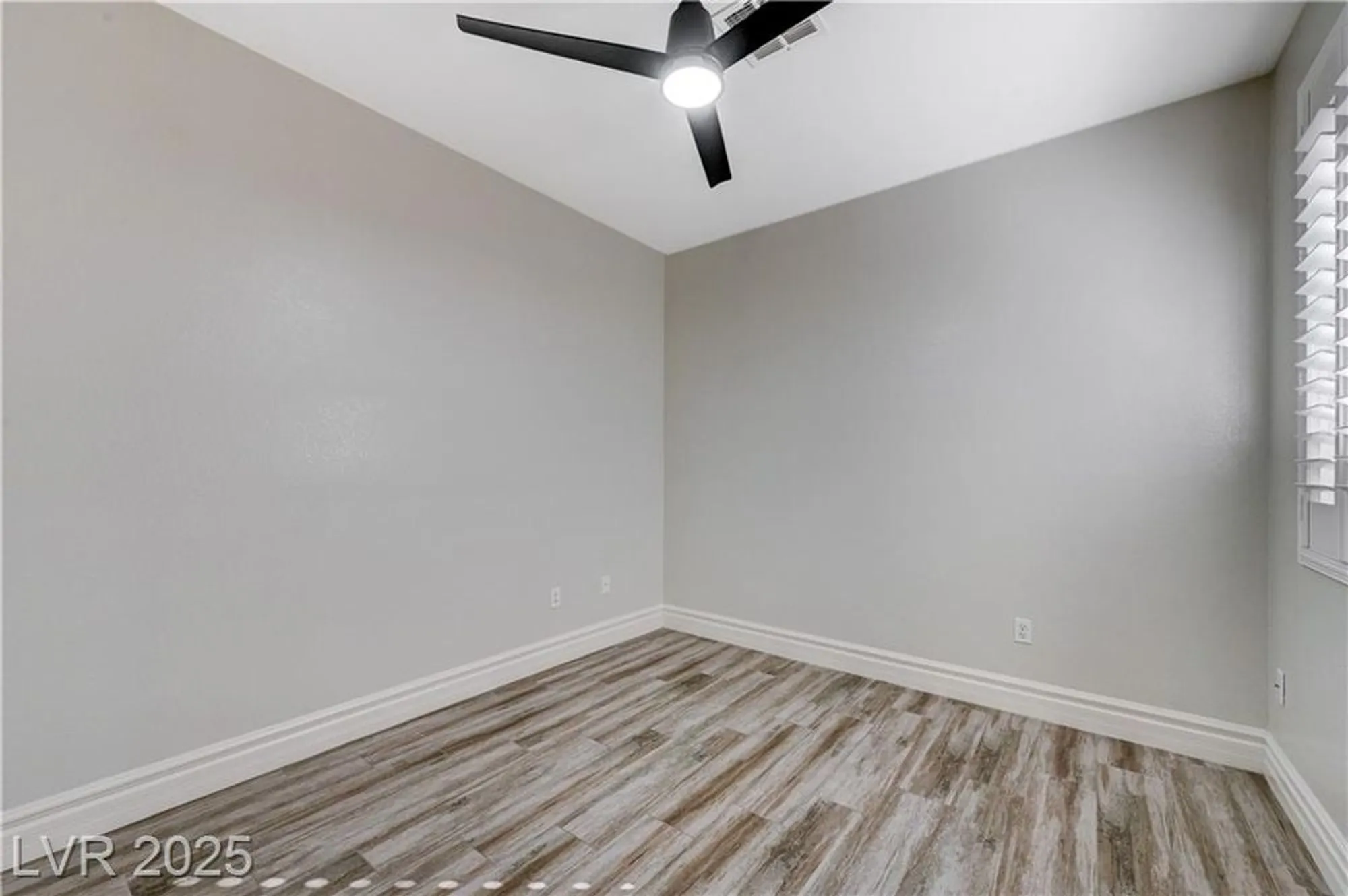 Property Slideshow image 18 of 69 | 4439 bella cascada st, Las Vegas, NV, 89135