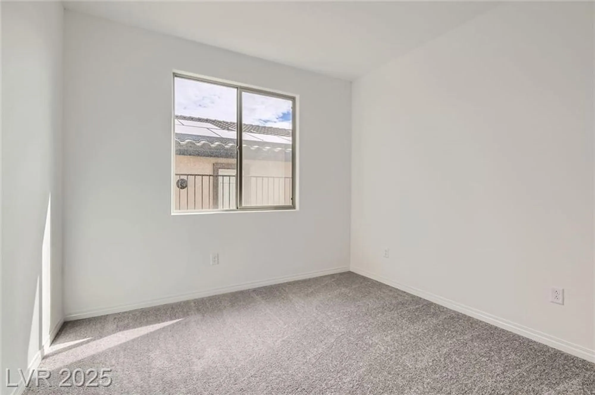 Property Slideshow image 22 of 29 | 58 sun lily ln, Henderson, NV, 89011