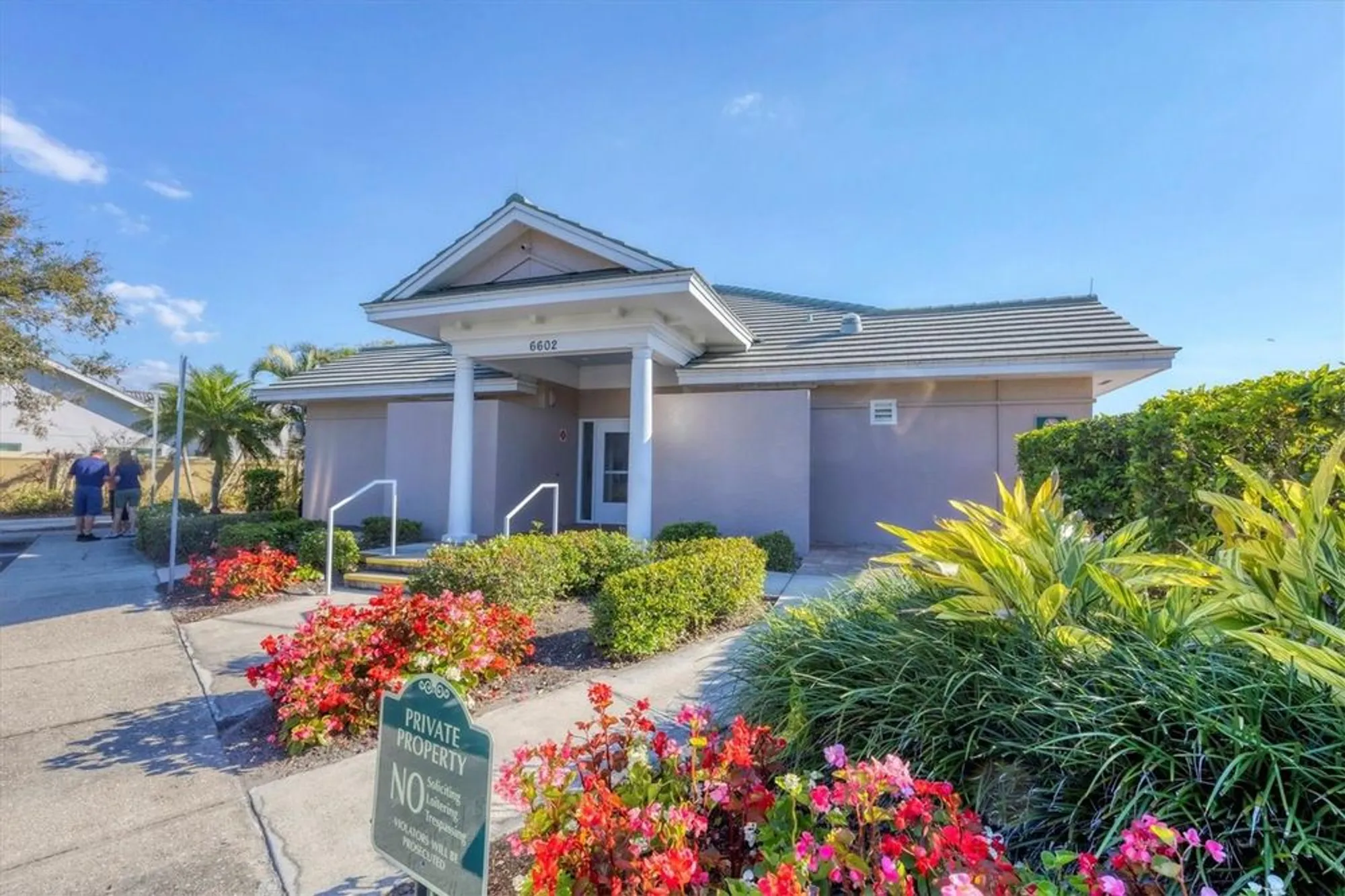 Property Slideshow image 41 of 50 | 6907 stoneywalk ct, Bradenton, FL, 34203