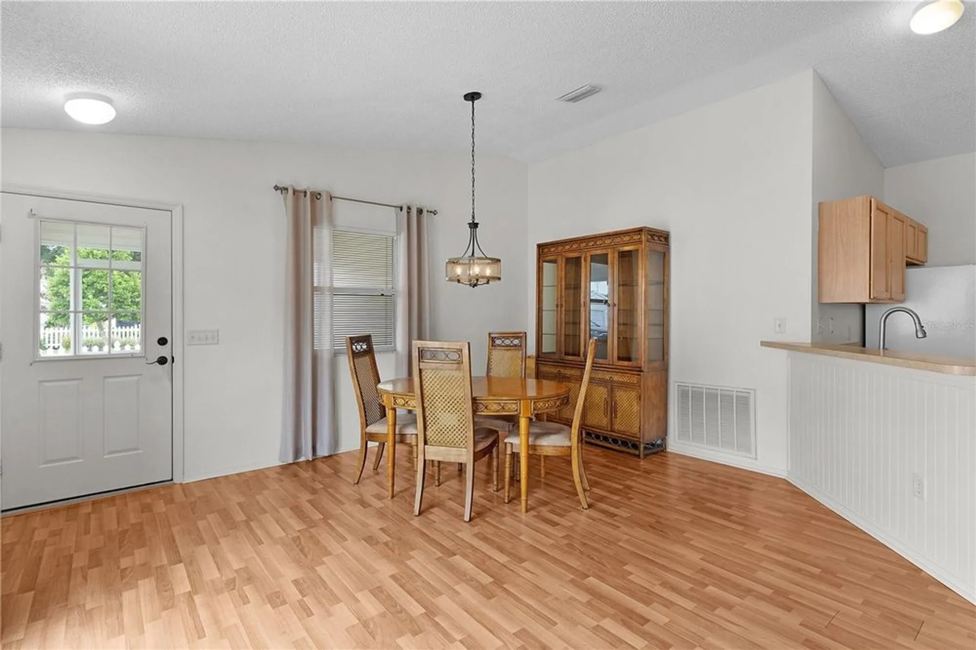 Property Slideshow image 14 of 43 | 424 rose croft ter, The Villages, FL, 32162