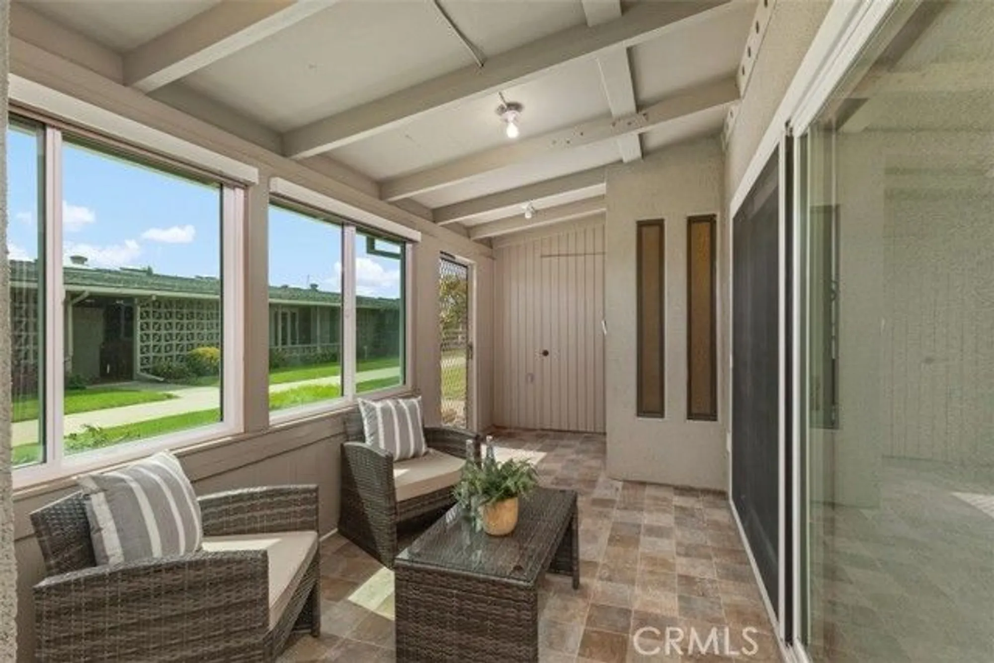 Property Slideshow image 3 of 38 | 13451 danbury ln # m6-133d, Seal Beach, CA, 90740