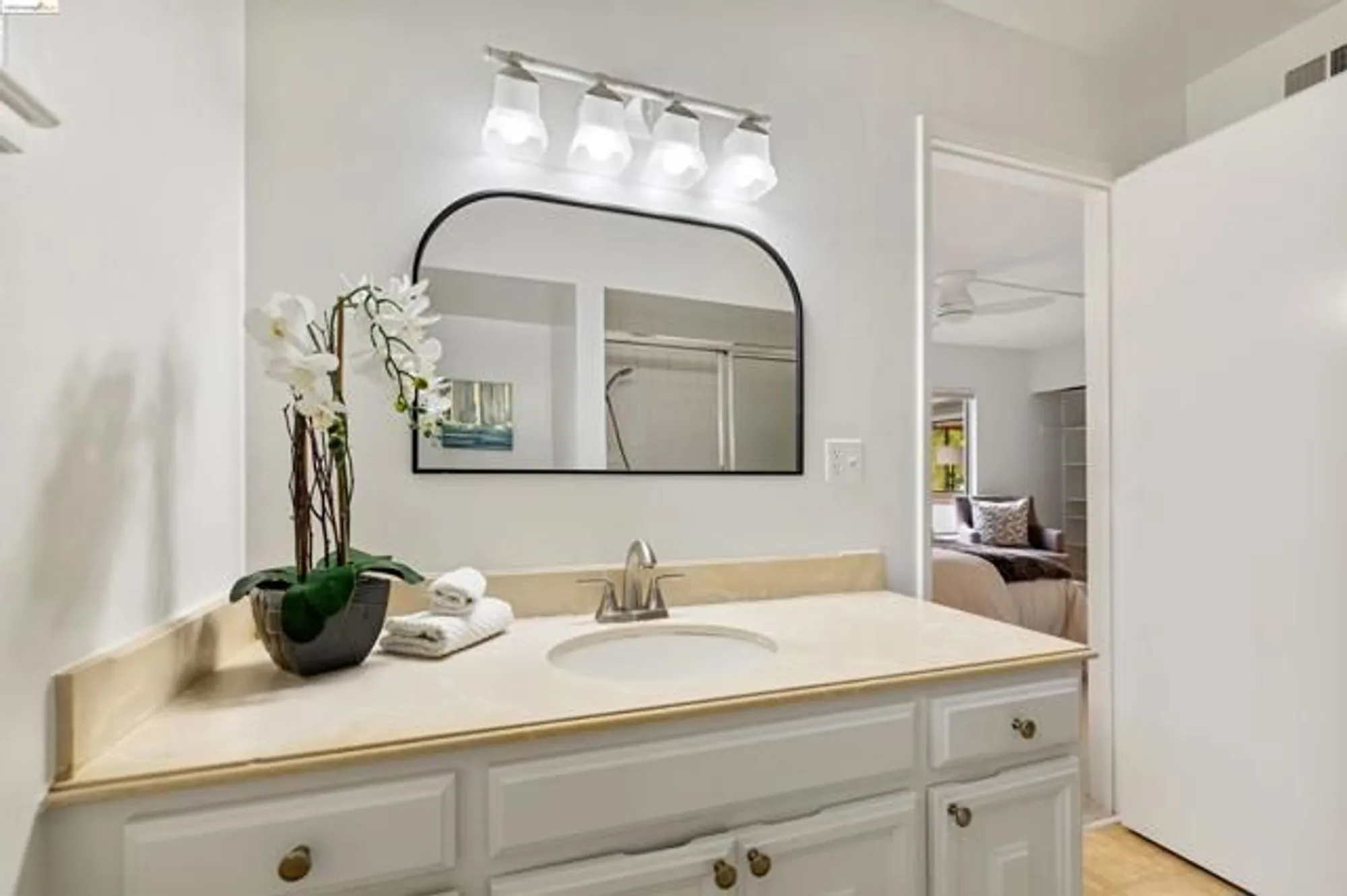 Property Slideshow image 44 of 47 | 1125 singingwood ct 1, Walnut Creek, CA, 94595