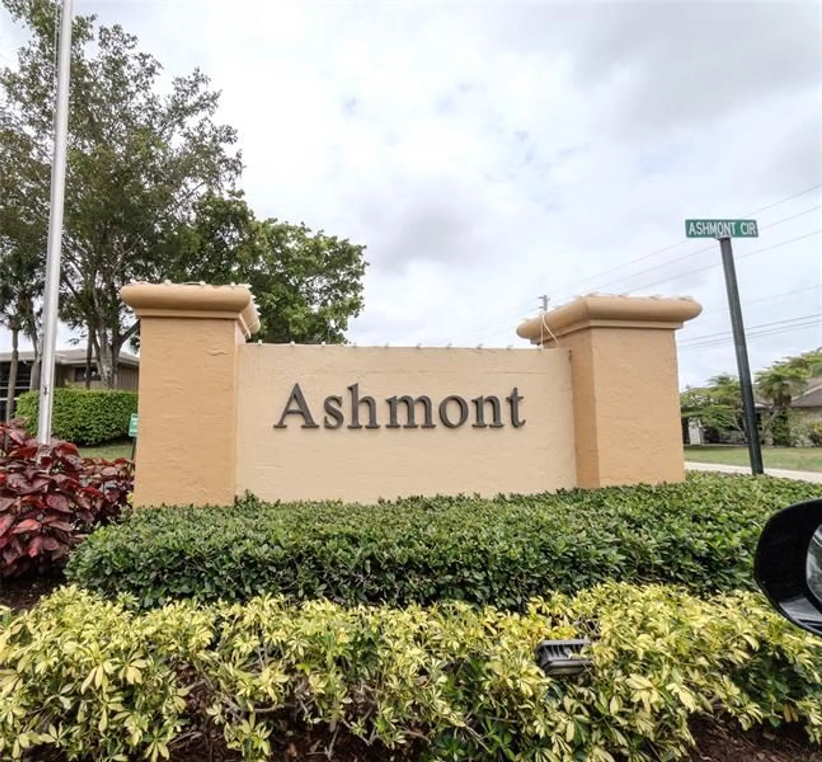 Property Slideshow image 36 of 41 | 7516 ashmont cir 104, Tamarac, FL, 33321