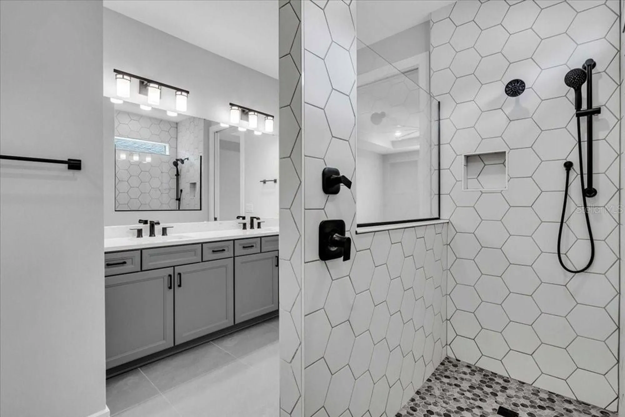 Property Slideshow image 12 of 18 | 9225 barrier coast trl, Parrish, FL, 34219