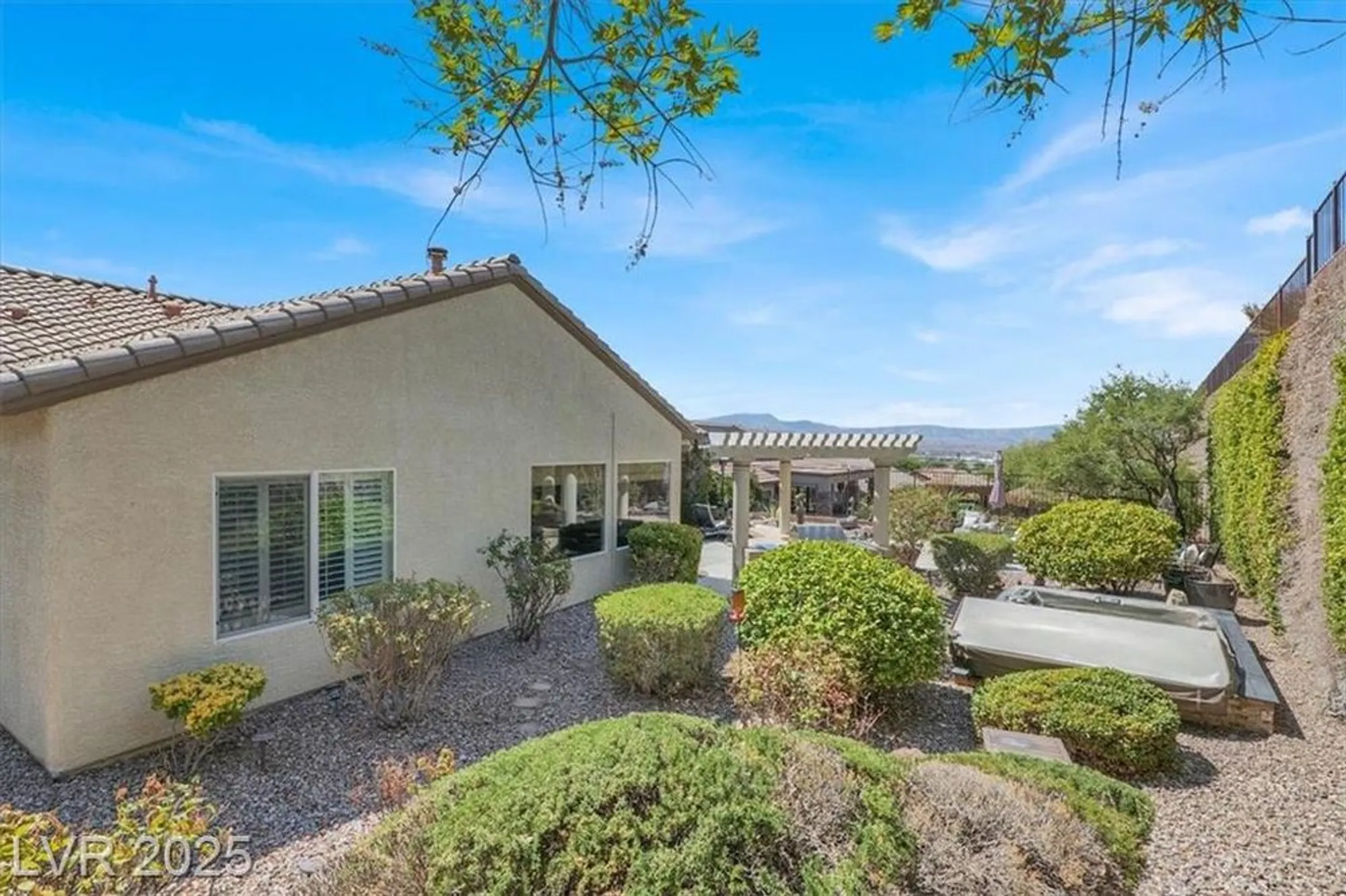 Property Slideshow image 25 of 68 | 3048 brownbirds nest dr, Henderson, NV, 89052