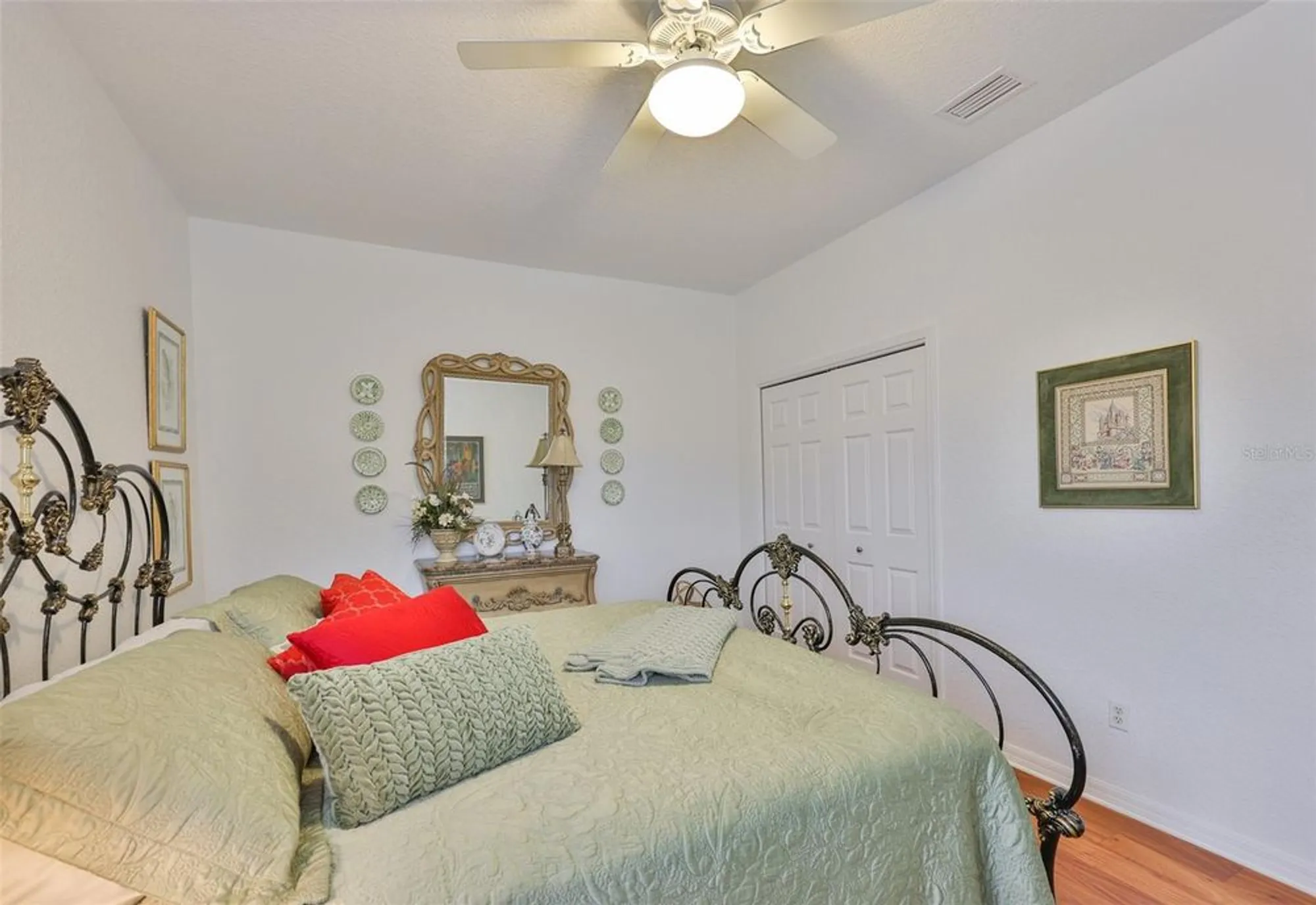 Property Slideshow image 34 of 57 | 1360 emerald dunes dr, Sun City Center, FL, 33573