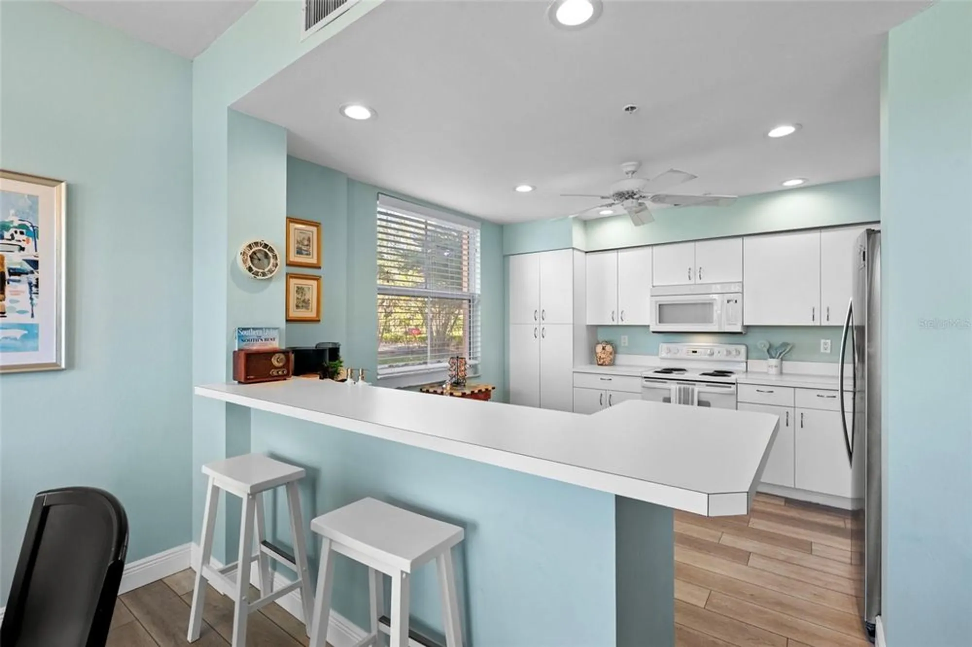 Property Slideshow image 10 of 54 | 2060 matecumbe key rd unit 2106, Punta Gorda, FL, 33955