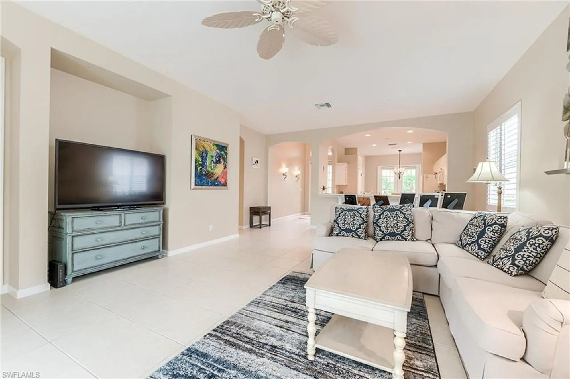 Property Slideshow image 23 of 38 | 3180 bramble cove ct, Fort Myers, FL, 33905