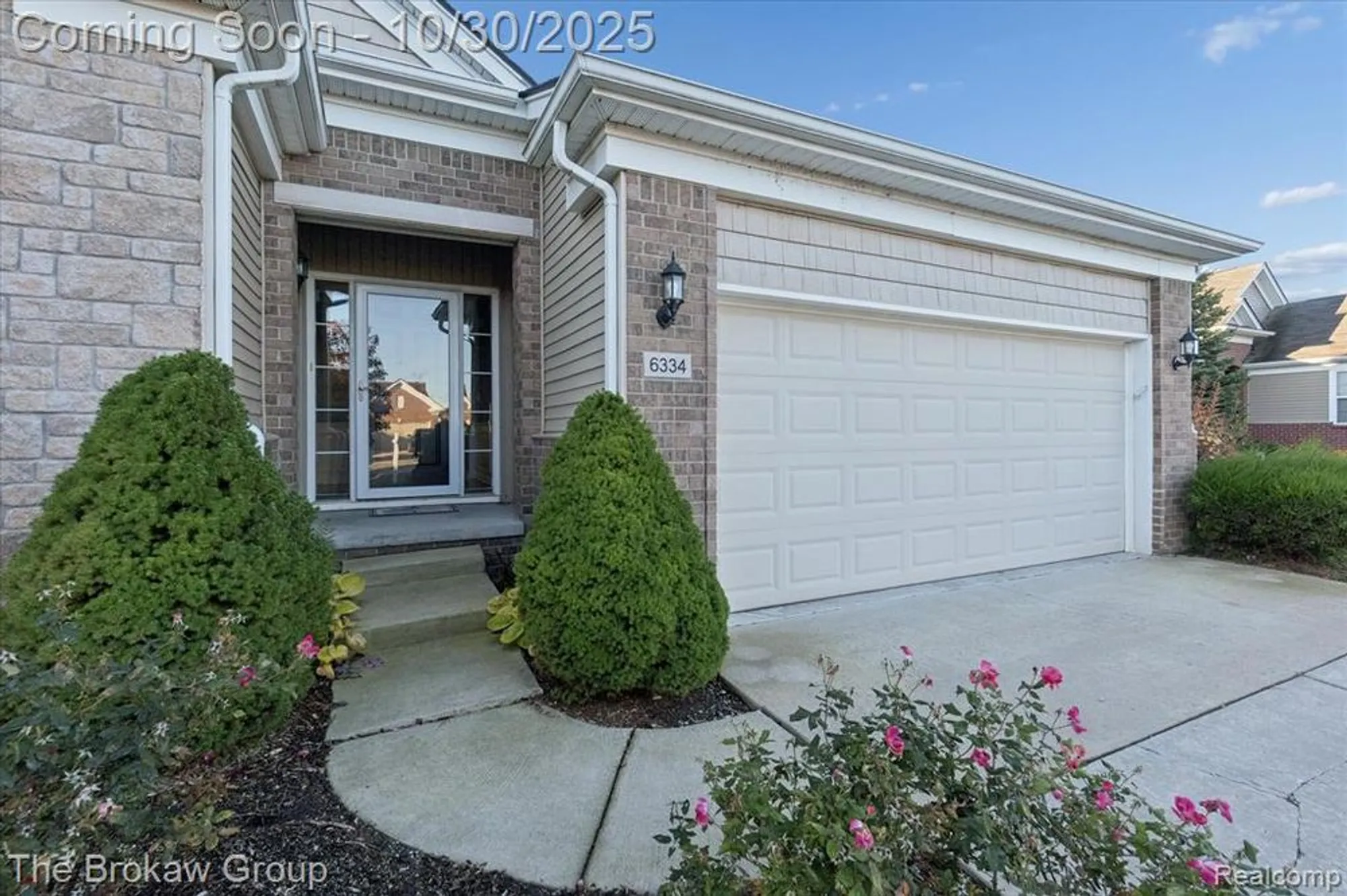 Property Slideshow image 6 of 49 | 6334 prairie dunes dr, Grand Blanc, MI, 48439