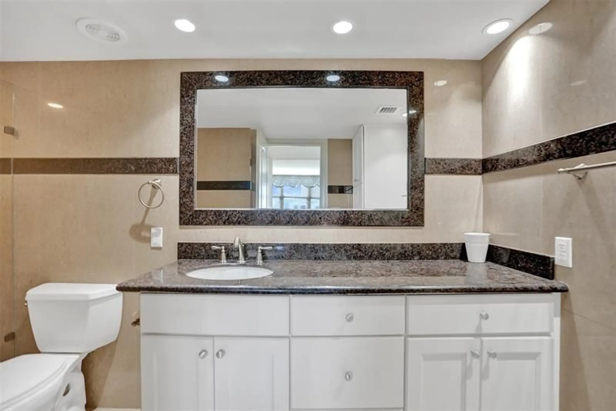 Property Slideshow image 27 of 45 | 1012 n ocean blvd 711, Pompano Beach, FL, 33062