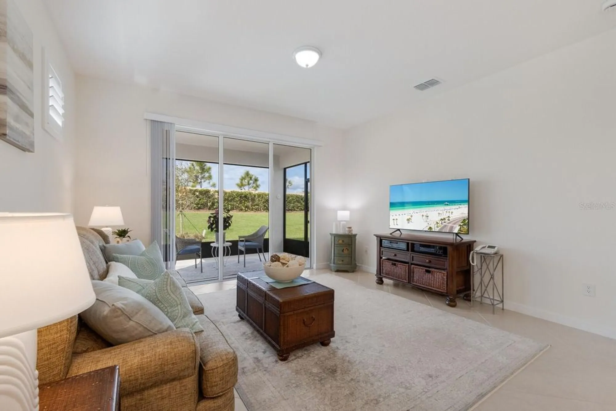 Property Slideshow image 9 of 59 | 10470 spring tide way, Parrish, FL, 34219