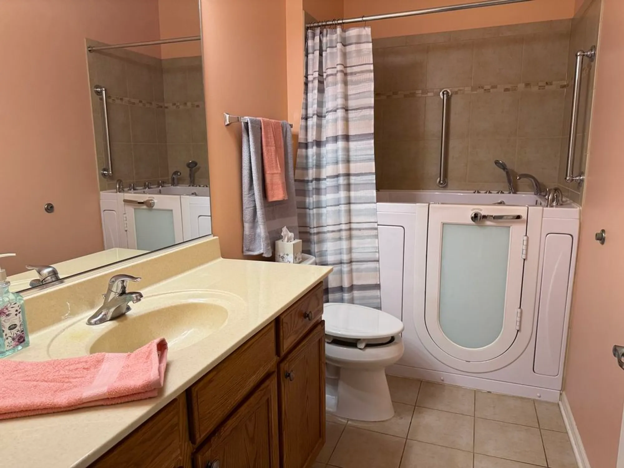 Property Slideshow image 12 of 20 | 870 prescott ln, Pingree Grove, IL, 60140