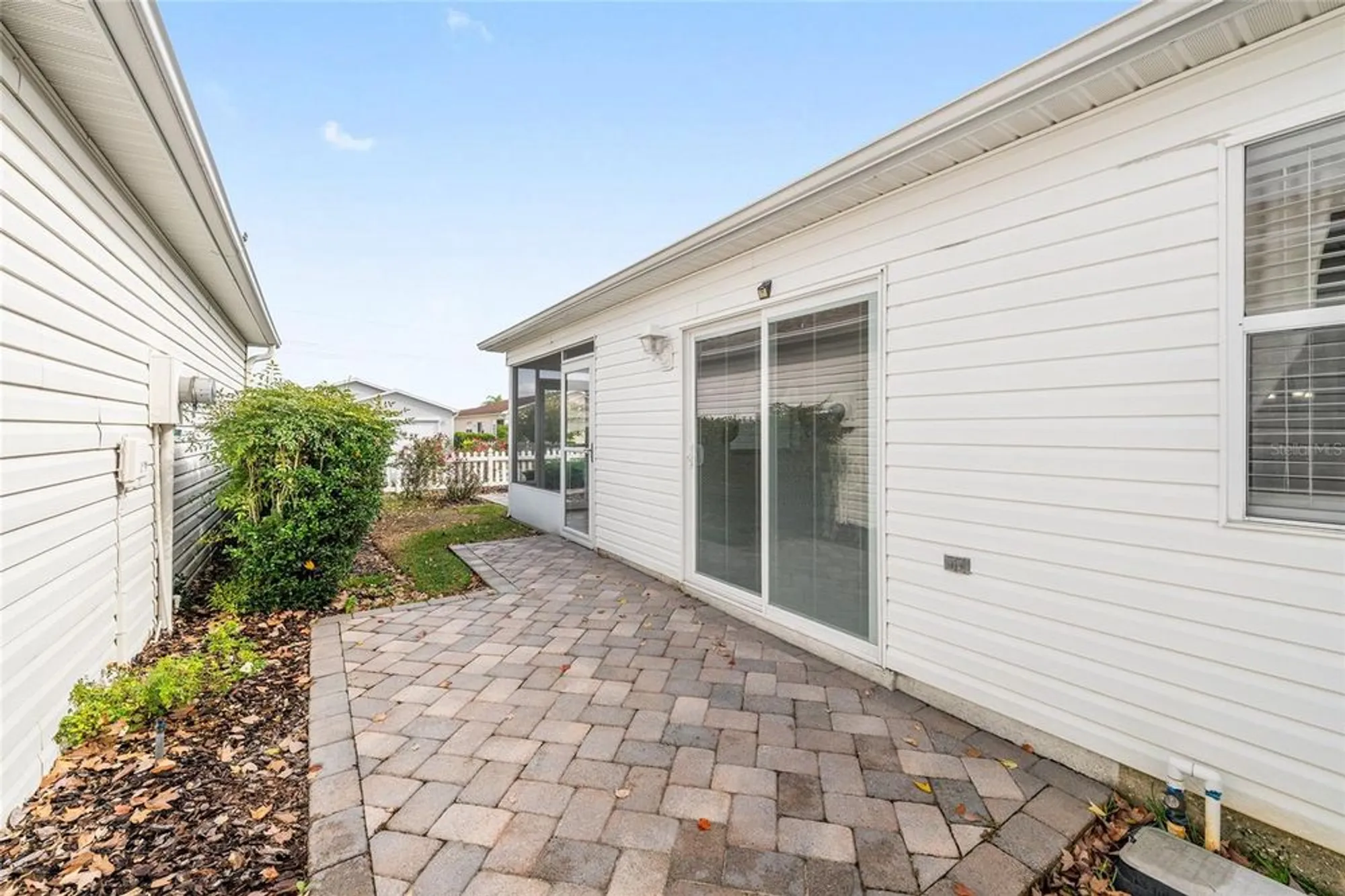 Property Slideshow image 7 of 47 | 1612 campos dr, The Villages, FL, 32162