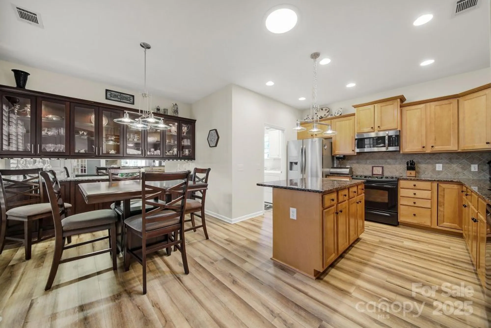 Property Slideshow image 9 of 48 | 51041 arrieta ct, Fort Mill, SC, 29707