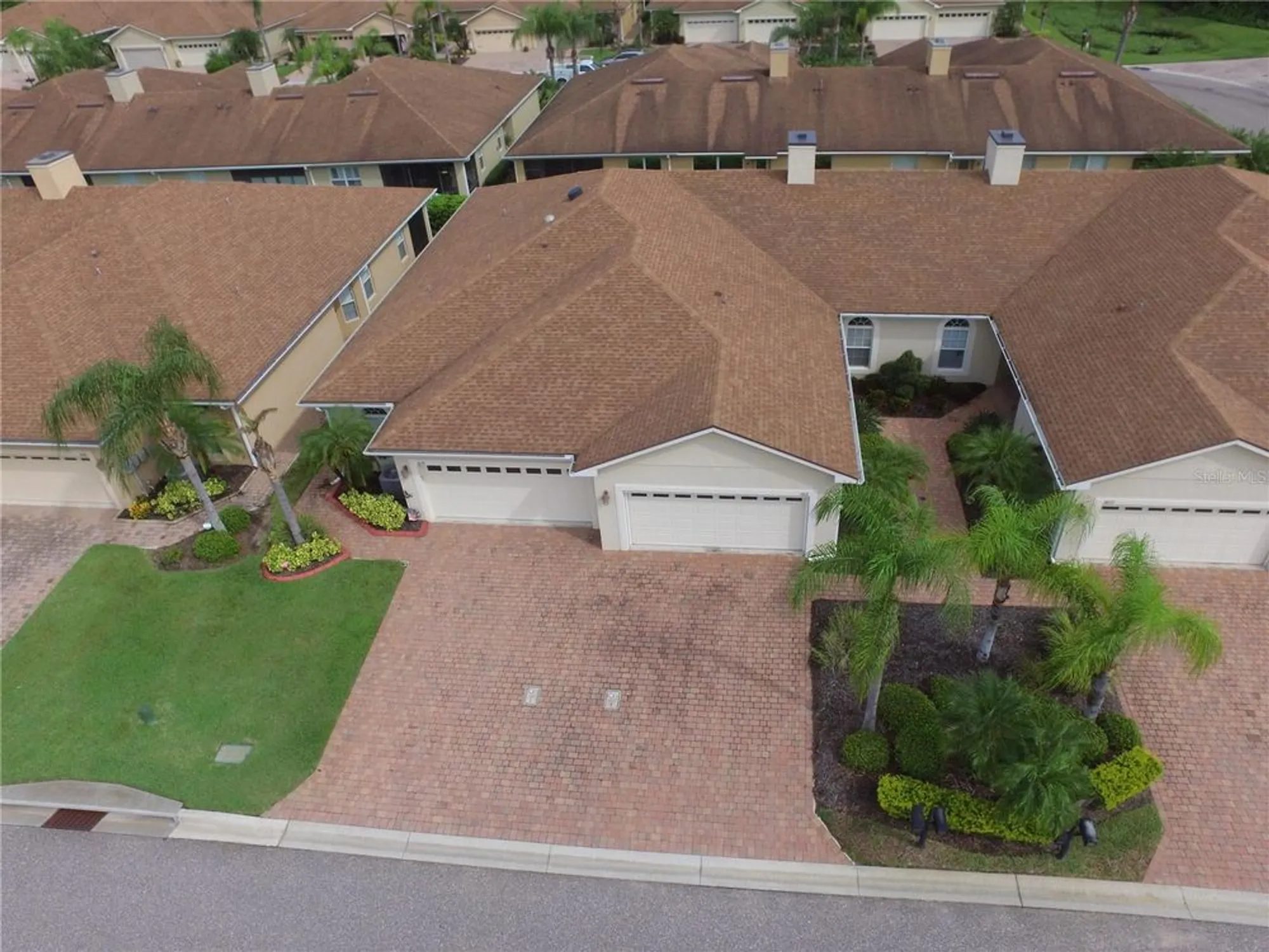 Property Slideshow image 30 of 68 | 1613 linz ct, Winter Haven, FL, 33884