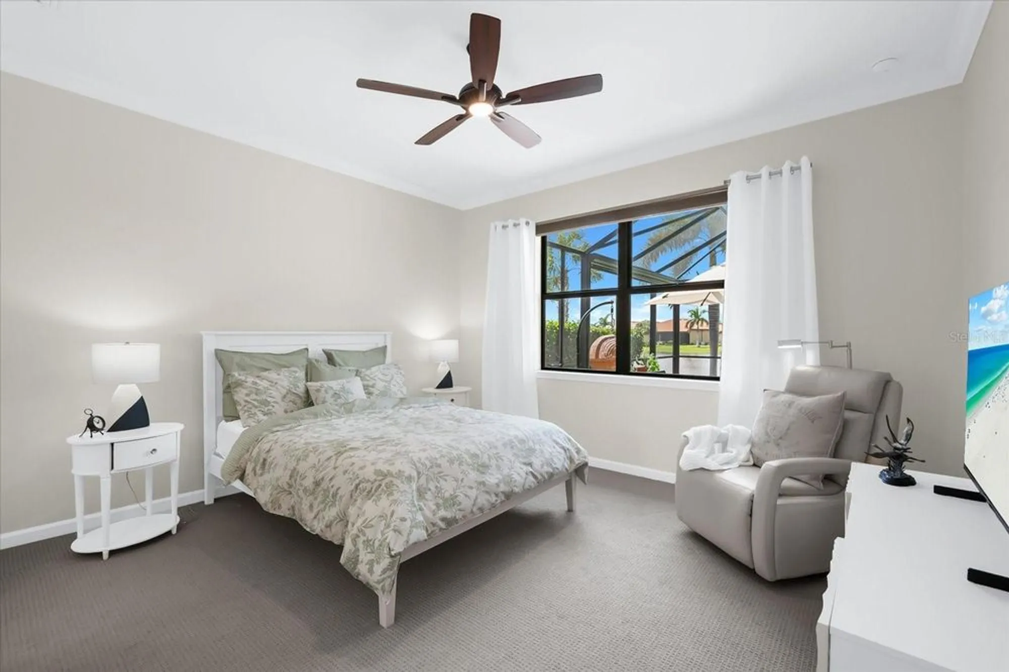 Property Slideshow image 20 of 98 | 7612 kirkland cv, Bradenton, FL, 34202