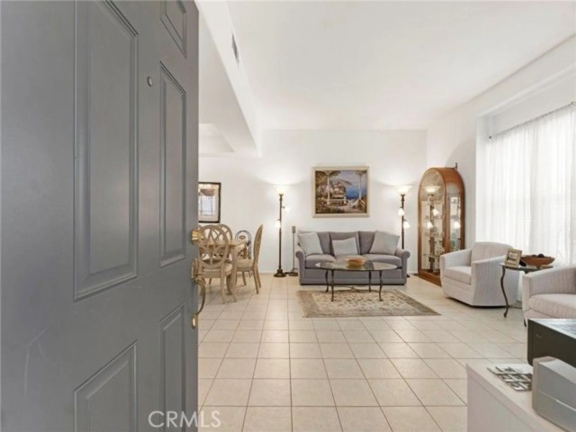 Property Slideshow image 5 of 31 | 5621 daisy st, Simi Valley, CA, 93063