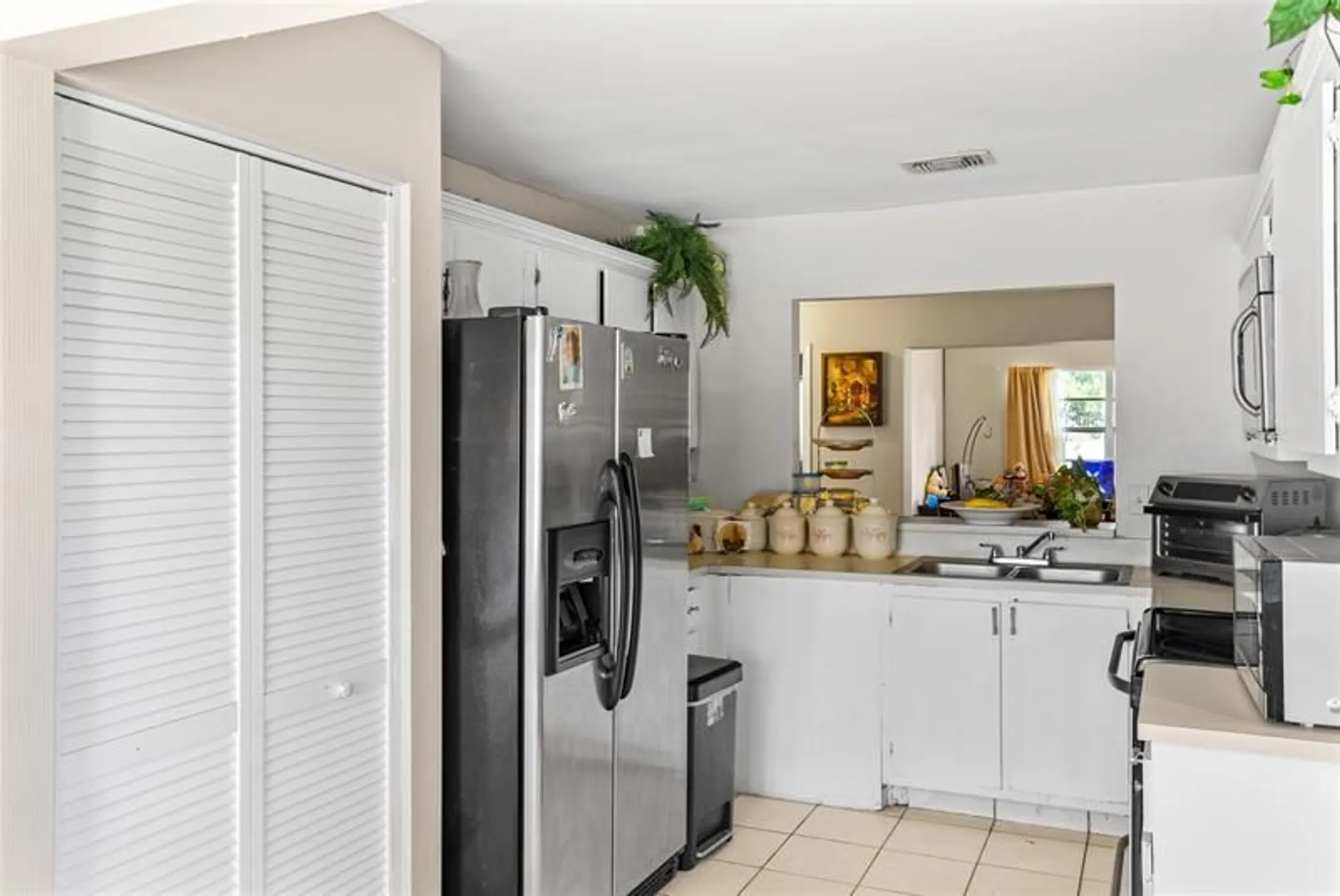 Property Slideshow image 7 of 21 | 6301 silver moon ln, Greenacres, FL, 33463