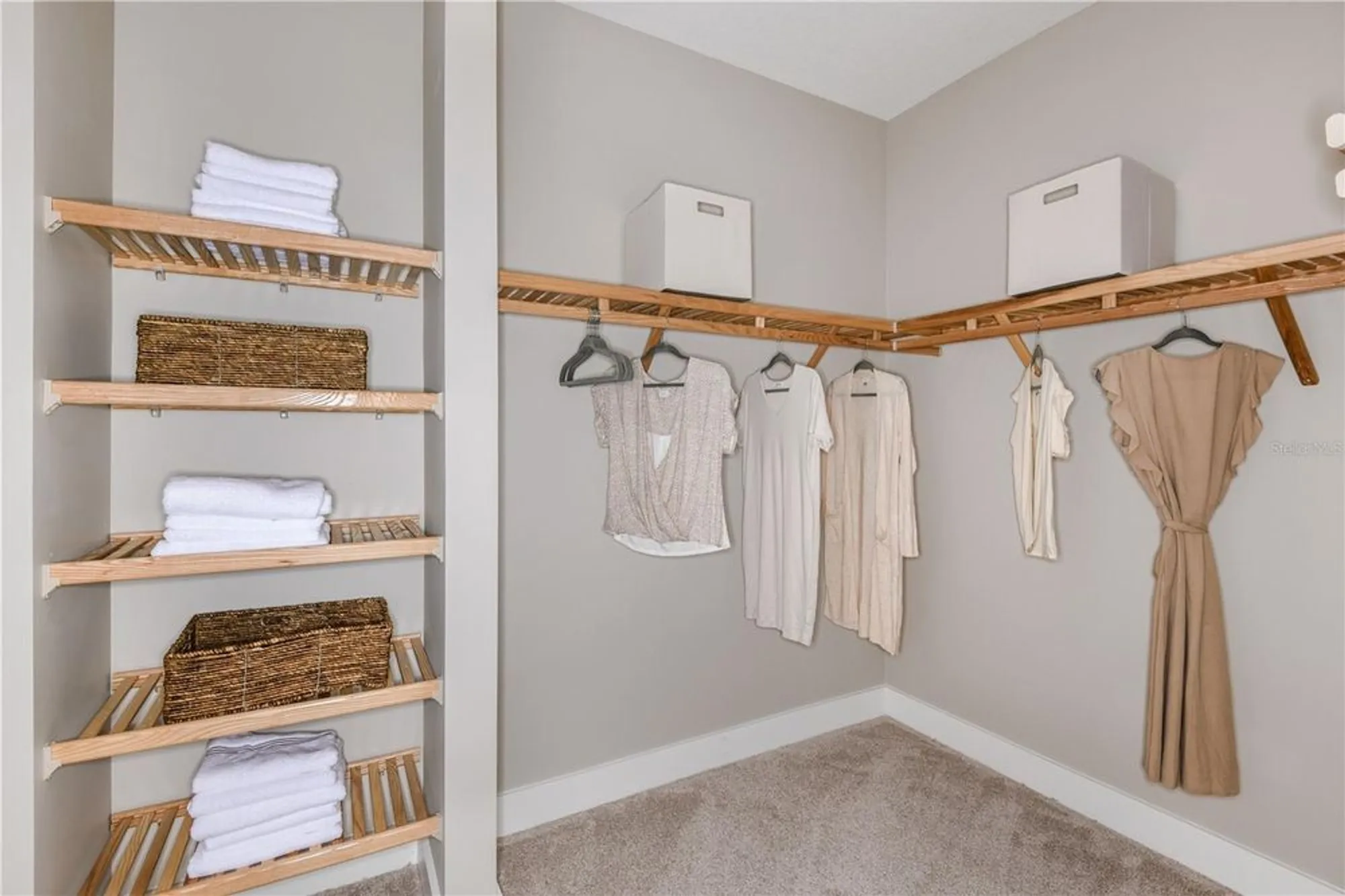 Property Slideshow image 25 of 66 | 18402 rockport pl, Lakewood Ranch, FL, 34211