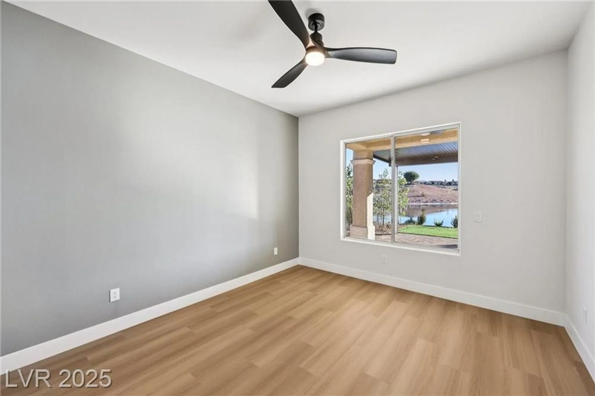 Property Slideshow image 48 of 84 | 2695 olivia heights ave, Henderson, NV, 89052