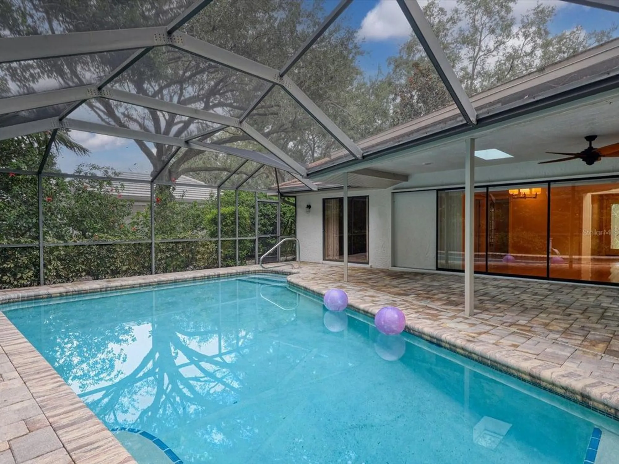 Property Slideshow image 7 of 46 | 1612 pine harrier cir, Sarasota, FL, 34231