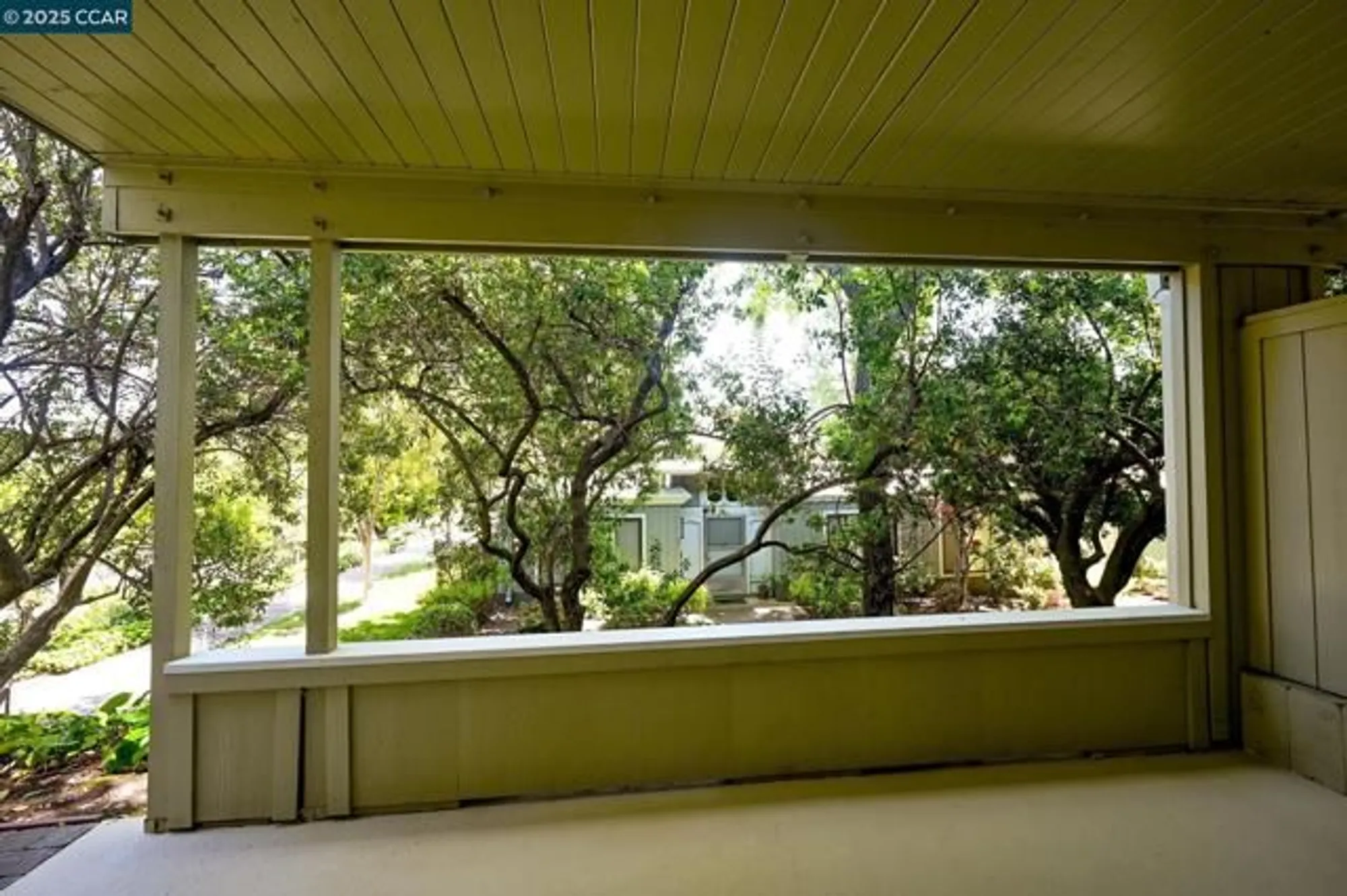 Property Slideshow image 15 of 29 | 1116 running springs rd 2, Walnut Creek, CA, 94595