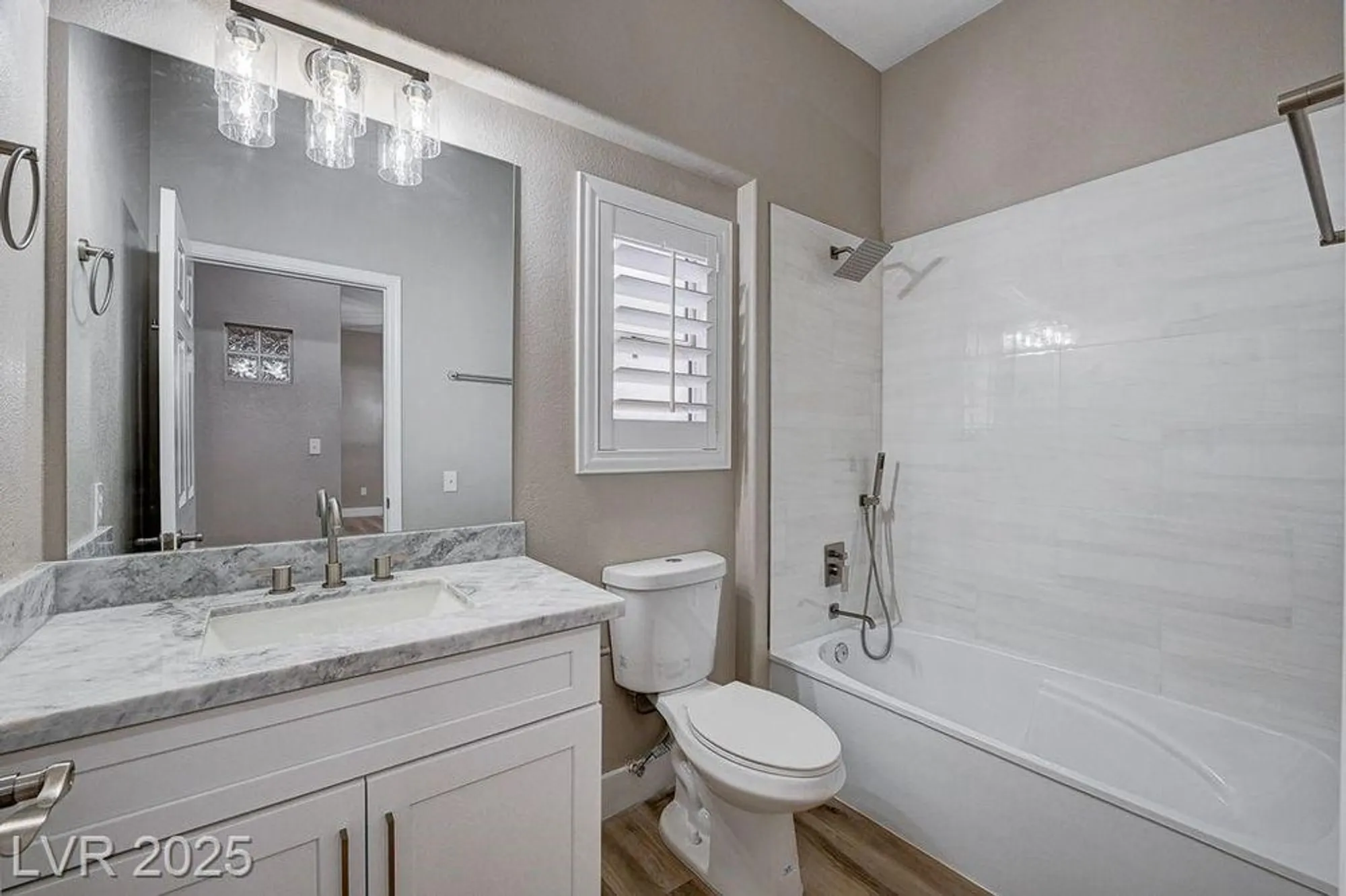 Property Slideshow image 13 of 32 | 10525 findlay ave, Las Vegas, NV, 89134