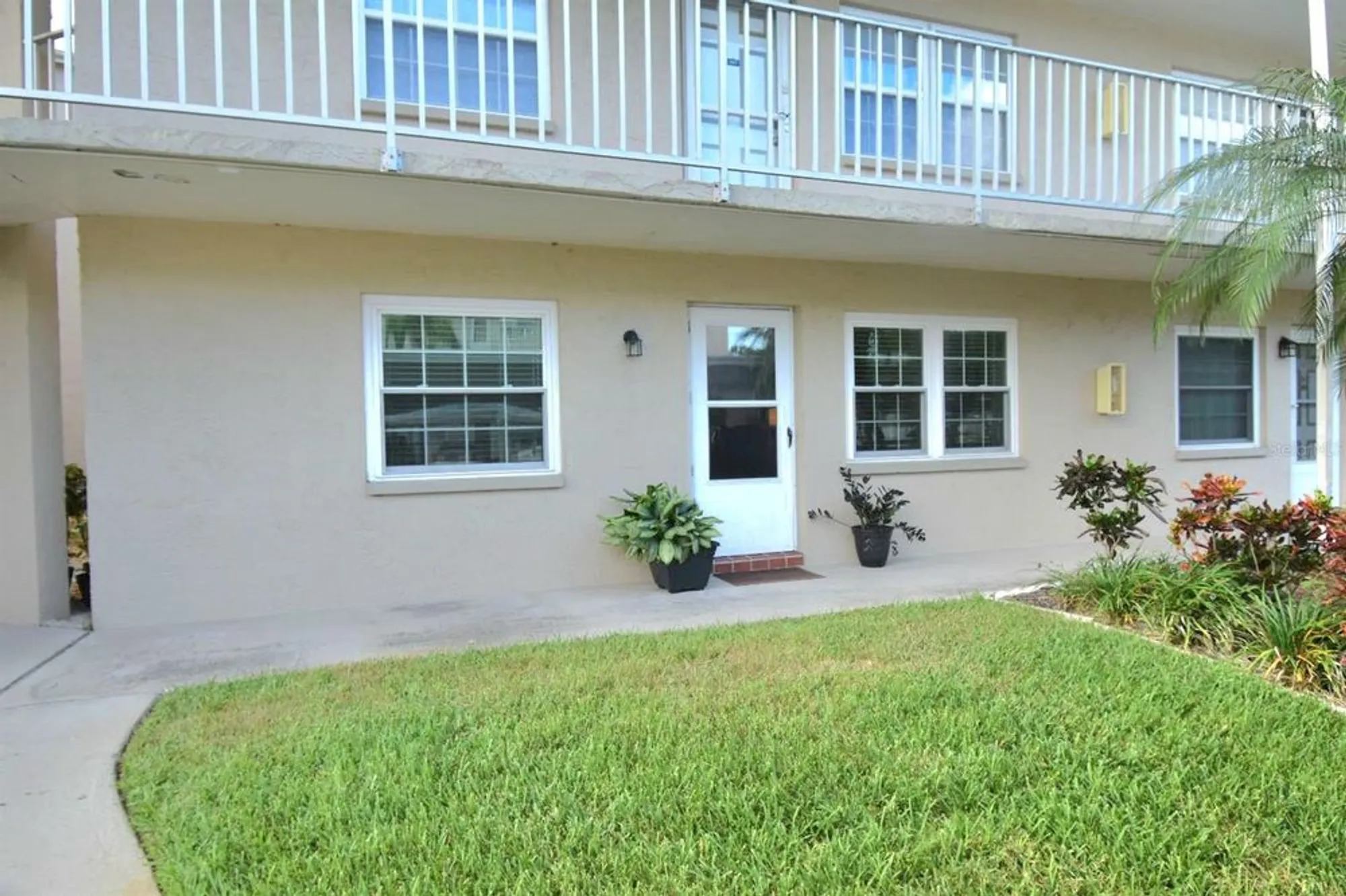 Property Slideshow image 5 of 30 | 948 virginia st apt 107, Dunedin, FL, 34698