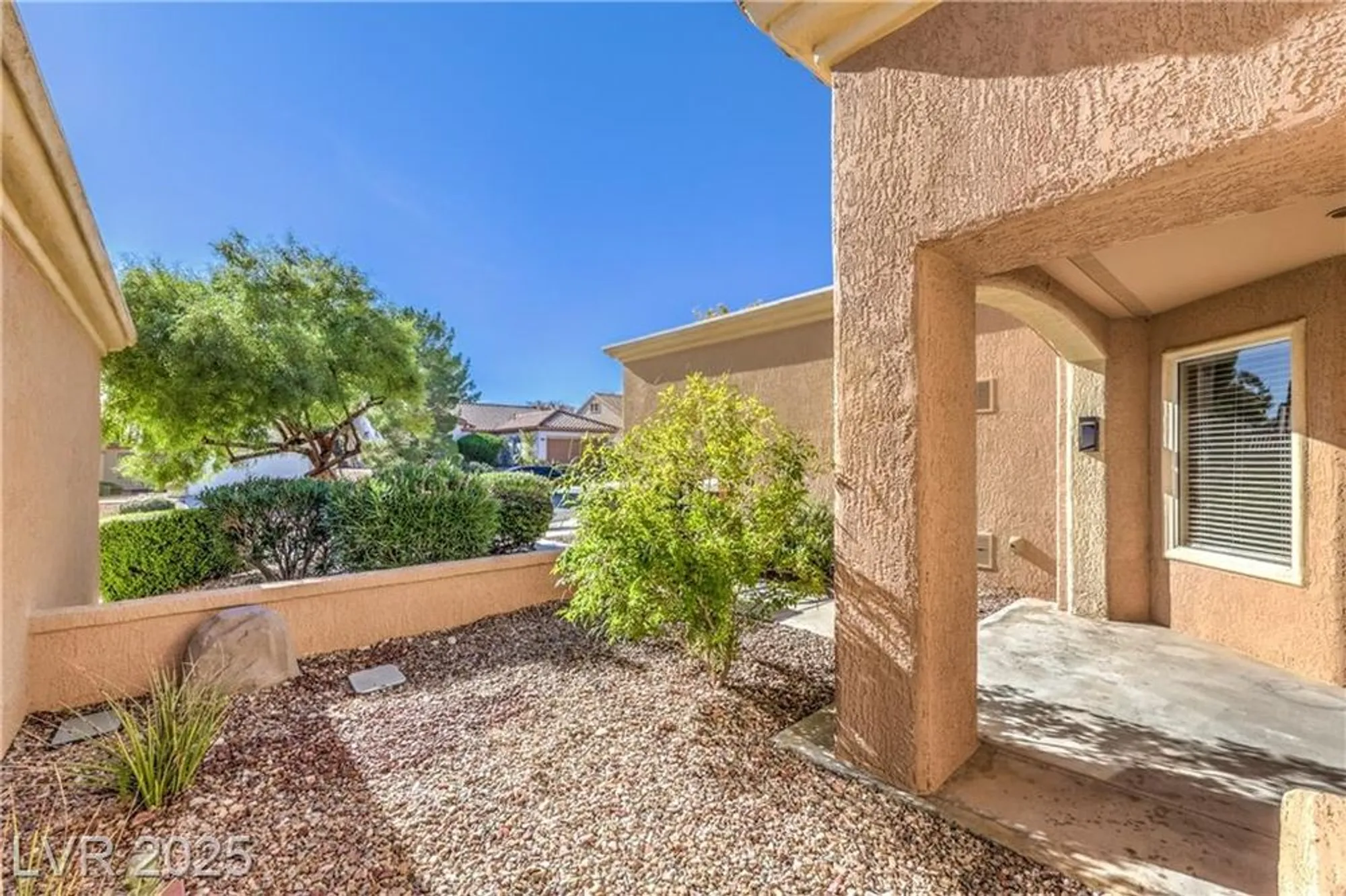 Property Slideshow image 5 of 57 | 10004 heyfield dr, Las Vegas, NV, 89134
