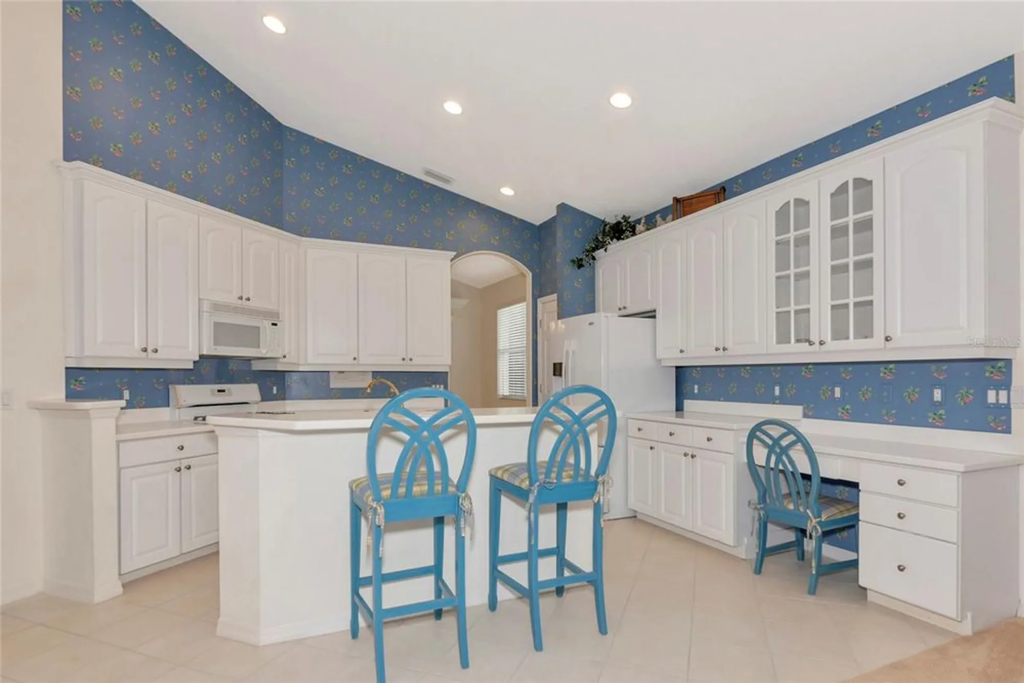Property Slideshow image 10 of 34 | 6442 tailfeather way, Bradenton, FL, 34203